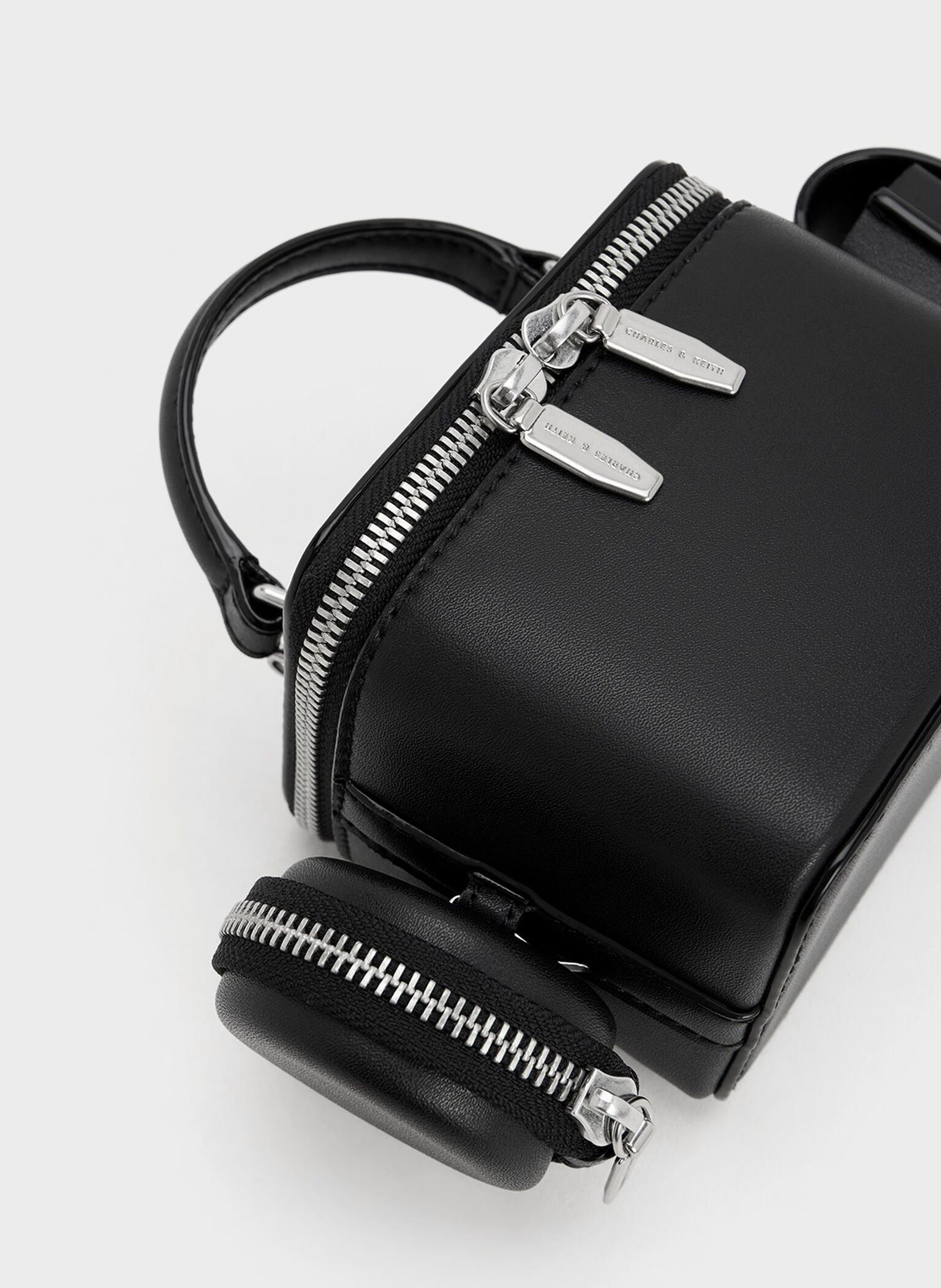 Gaia Boxy Top Handle Bag, Noir, hi-res