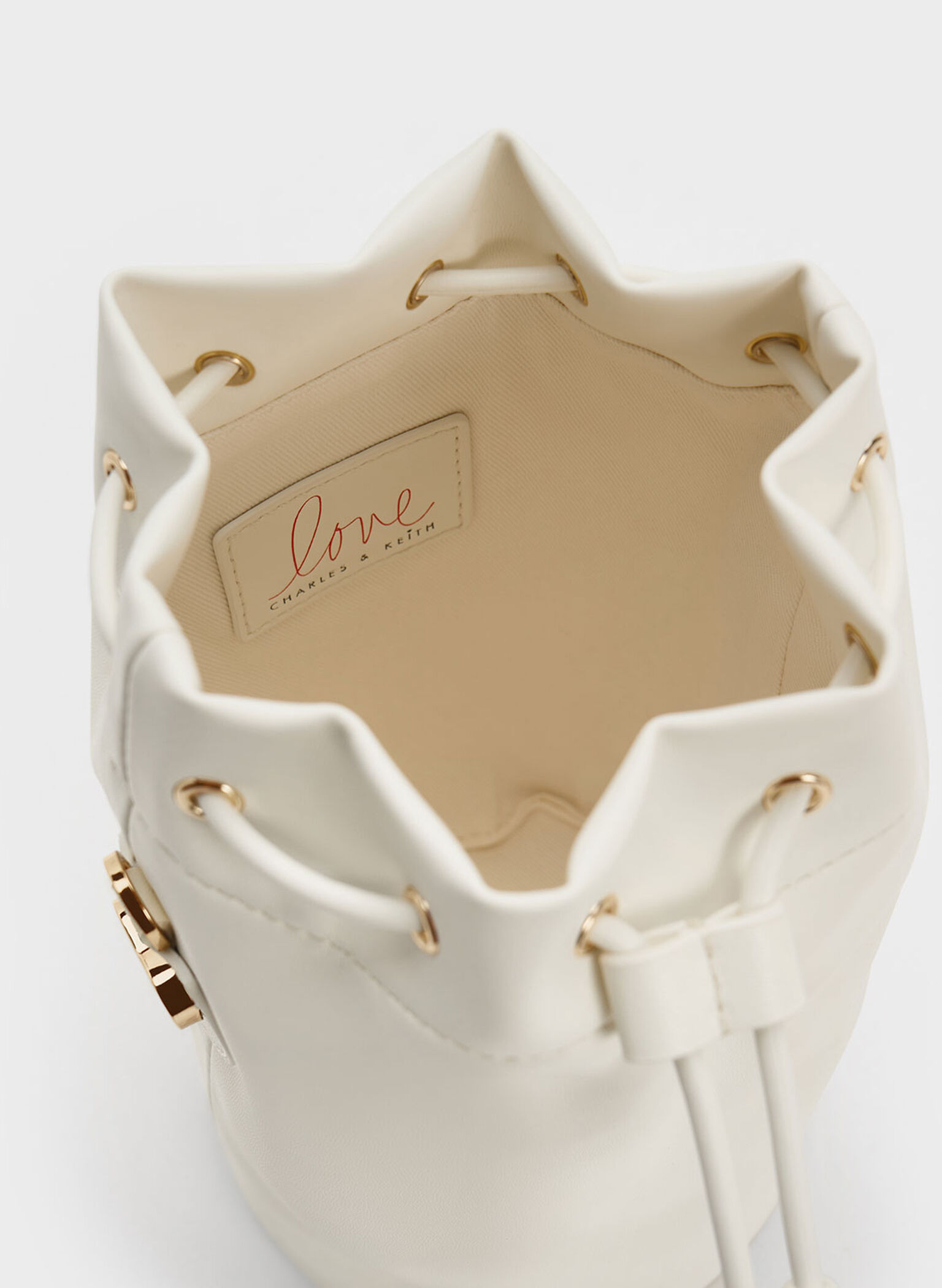 Heart Motif Caged Bucket Bag, Chalk, hi-res
