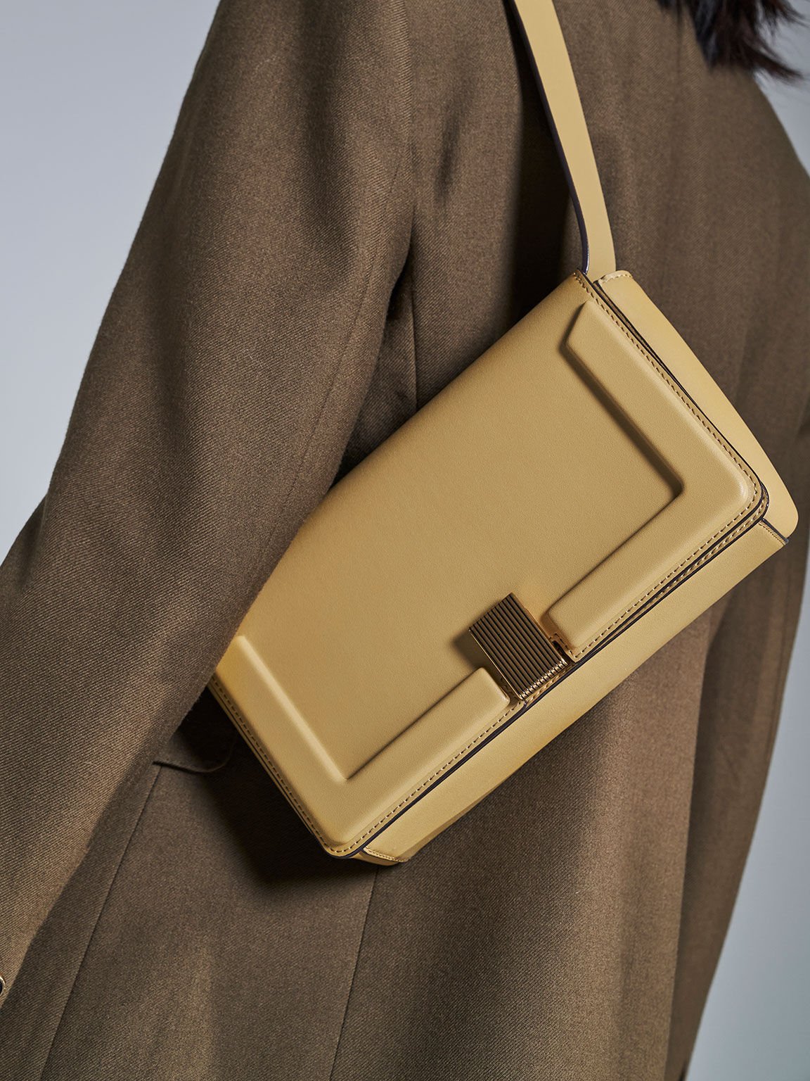 Sand Edna Turn-Lock Shoulder Bag - CHARLES & KEITH UK Sand Edna Turn-Lock Shoulder Bag - CHARLES & KEITH UK