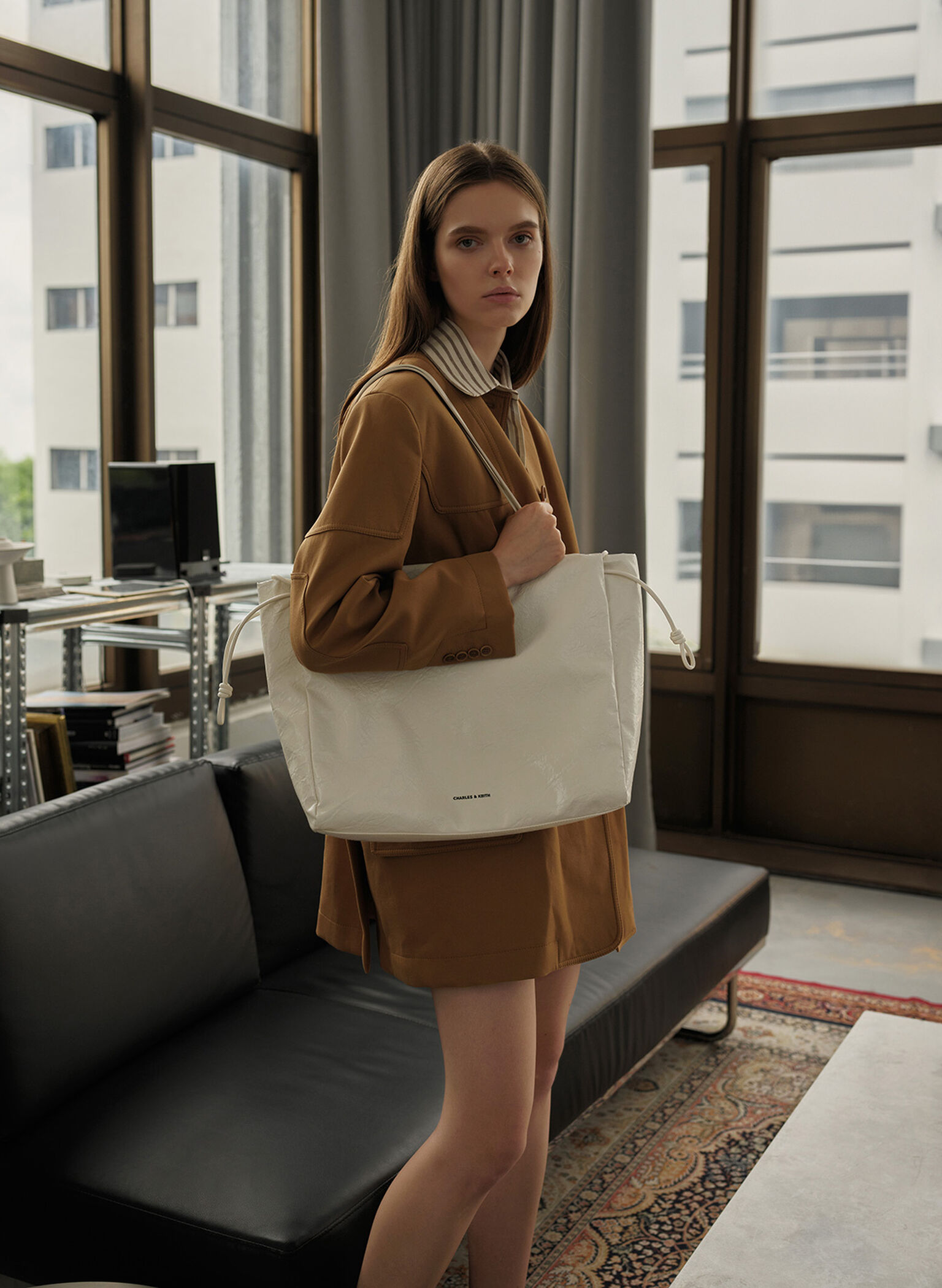 Bethel Crinkle-Effect Ruched Drawstring Tote Bag, Cream, hi-res