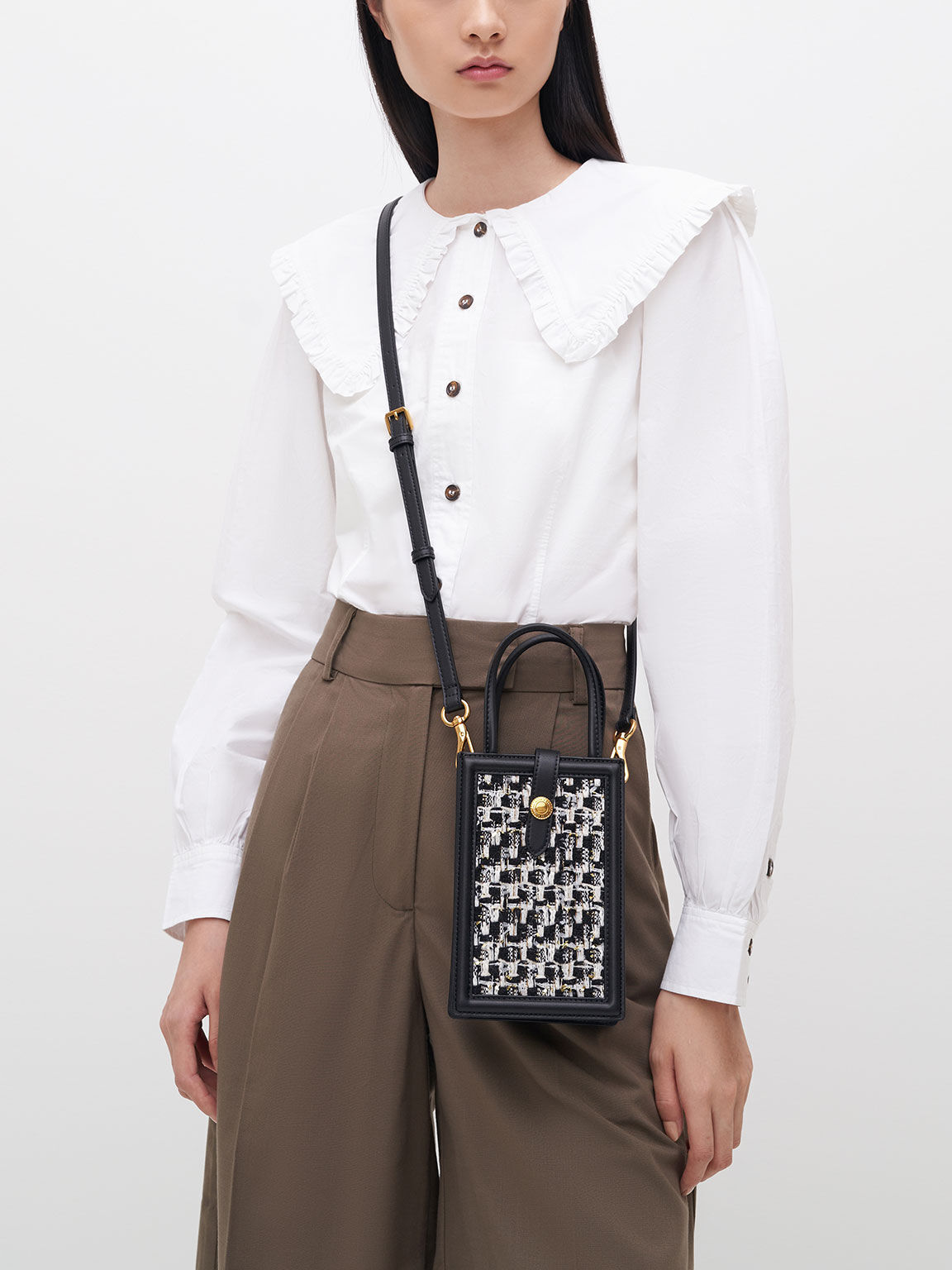 Charles and keith pouch hotsell