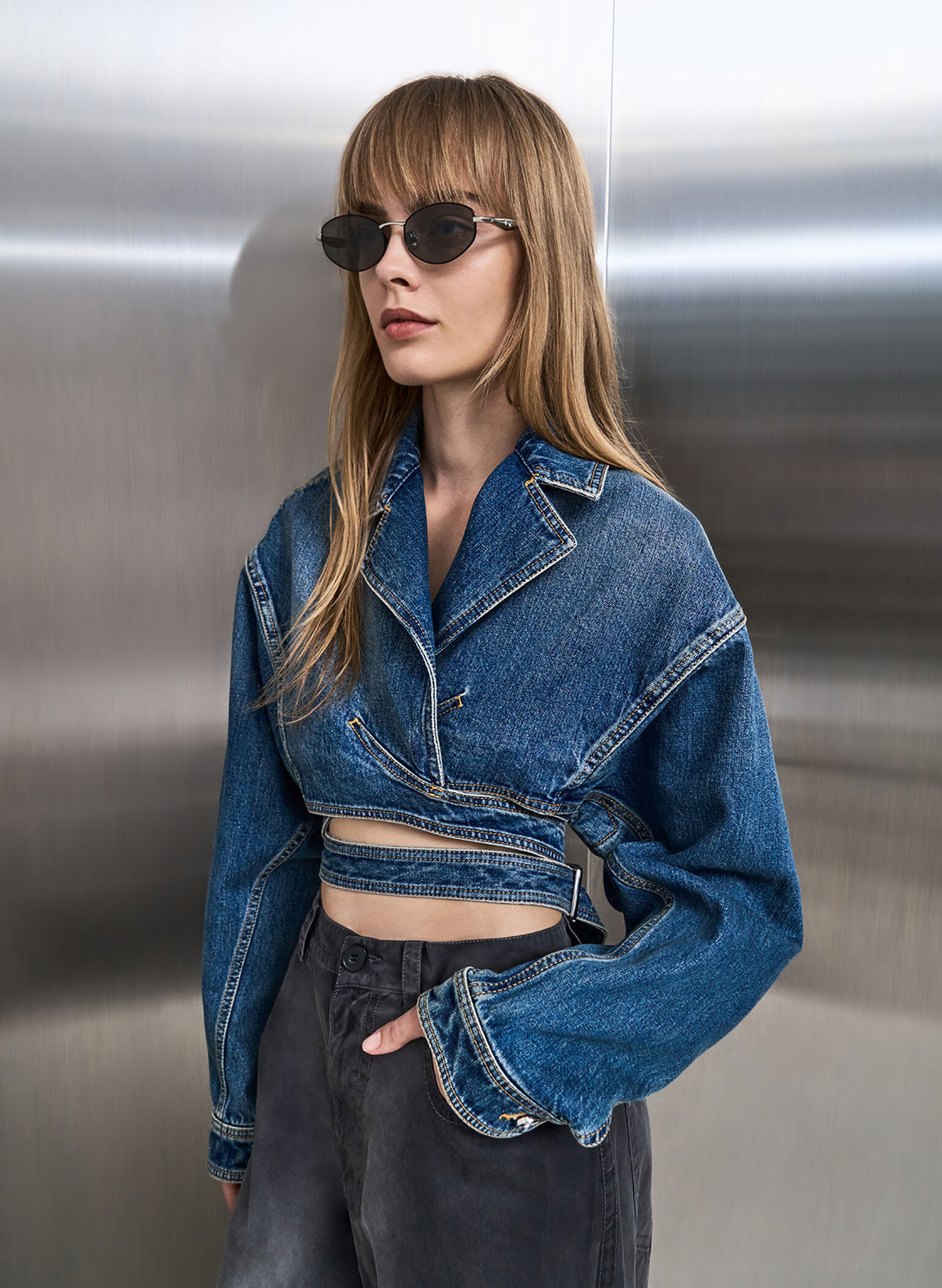Crystal-Accent Oval Sunglasses, Noir, hi-res