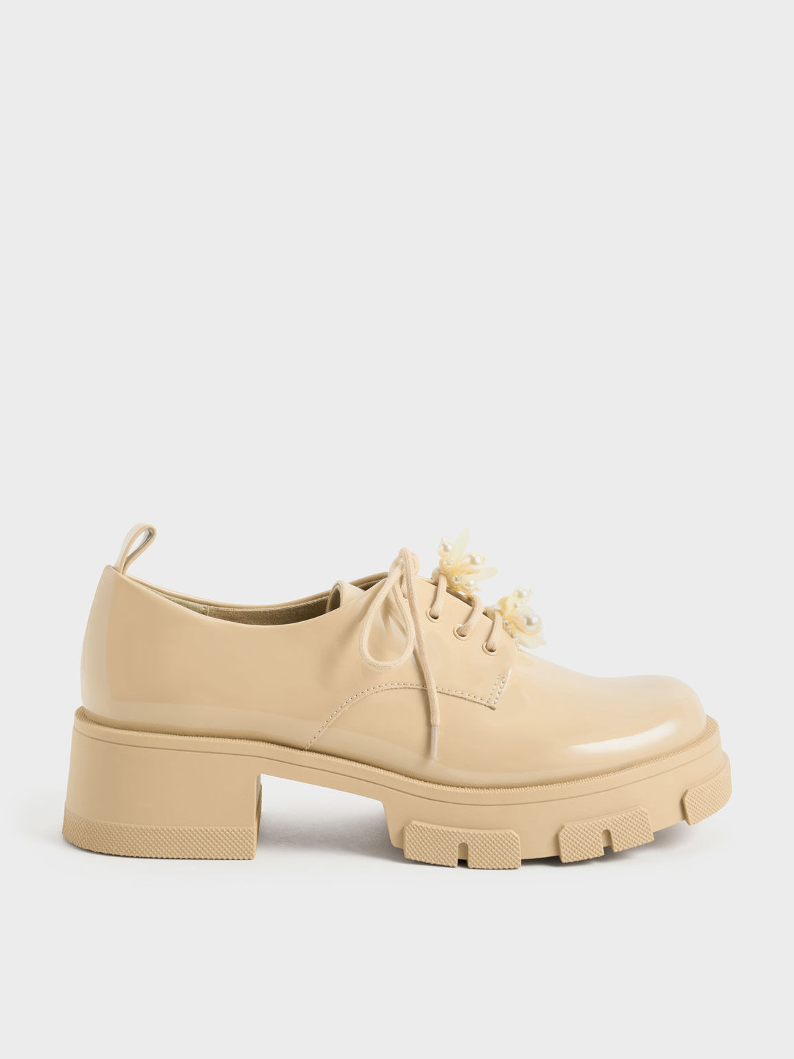 Nude store platform oxfords
