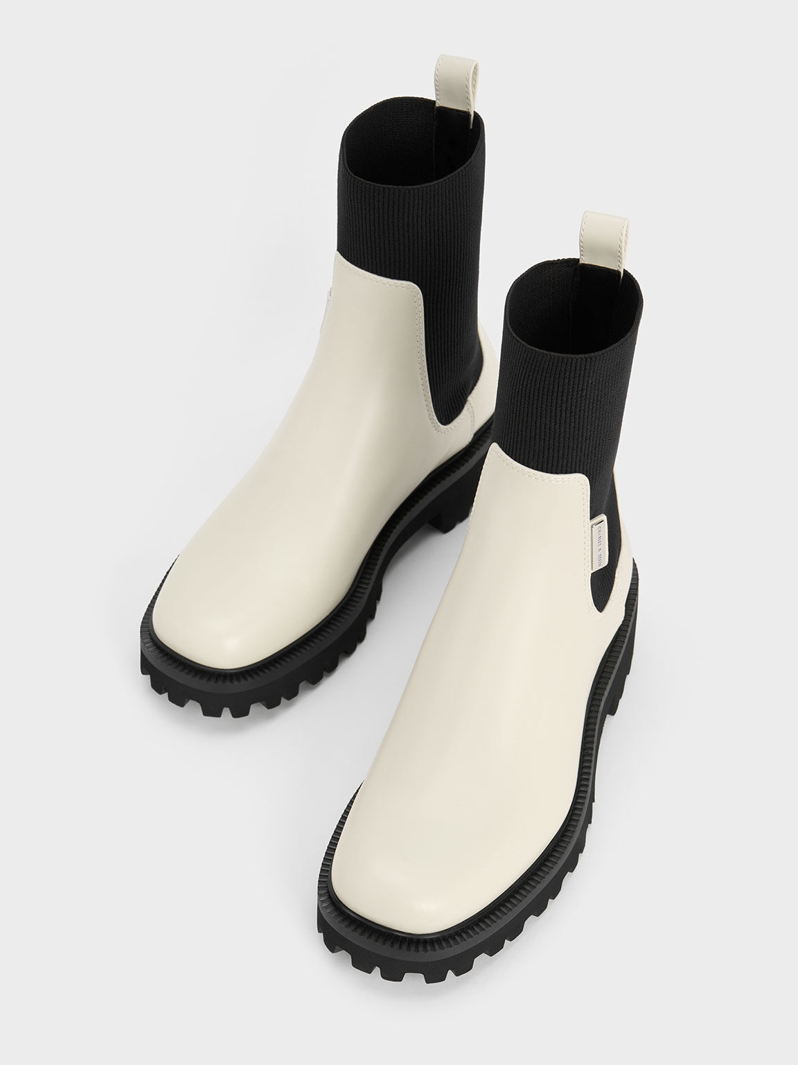 Two tone hotsell chelsea boots