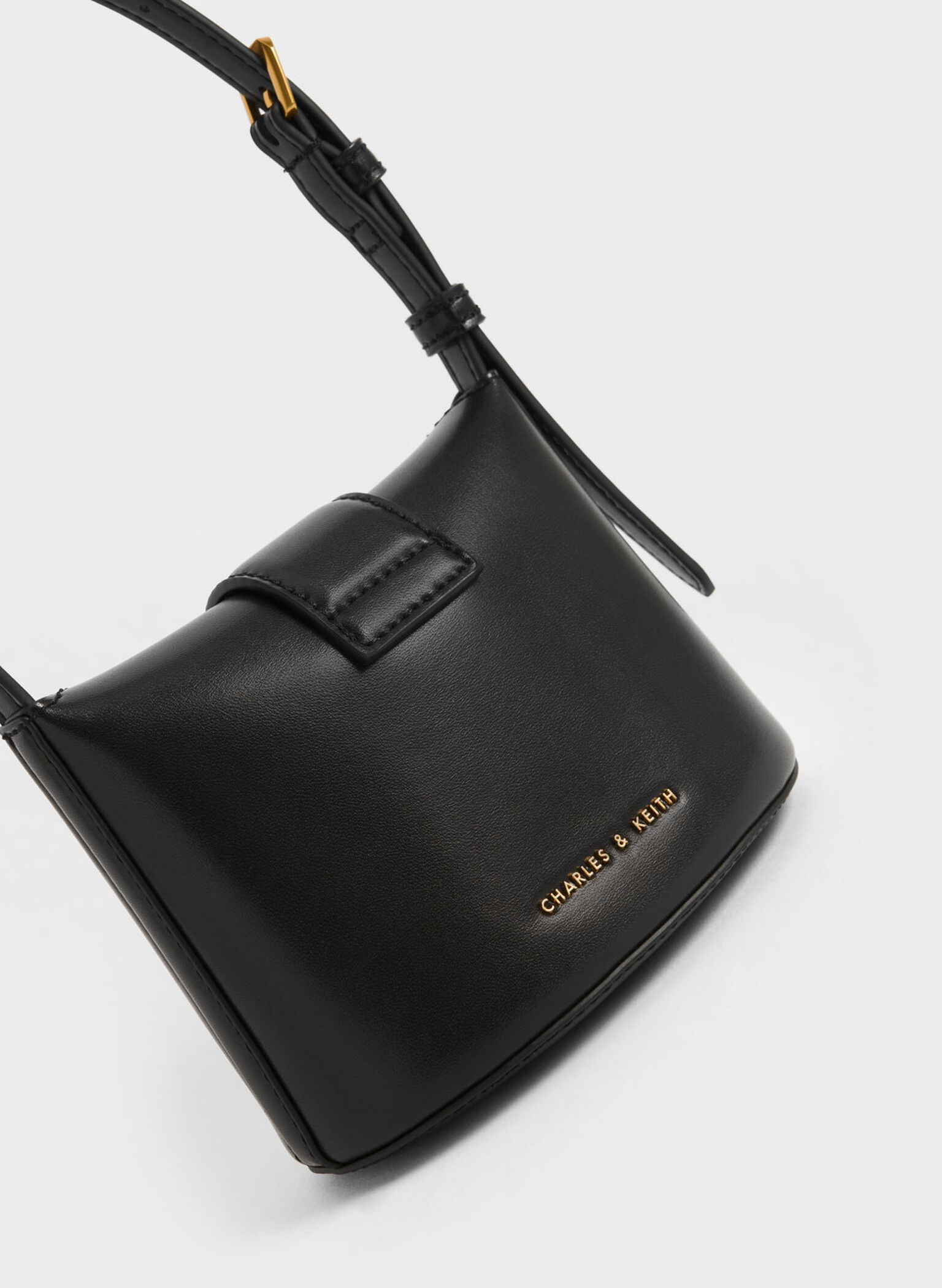 Gabine Bucket Bag, Black, hi-res
