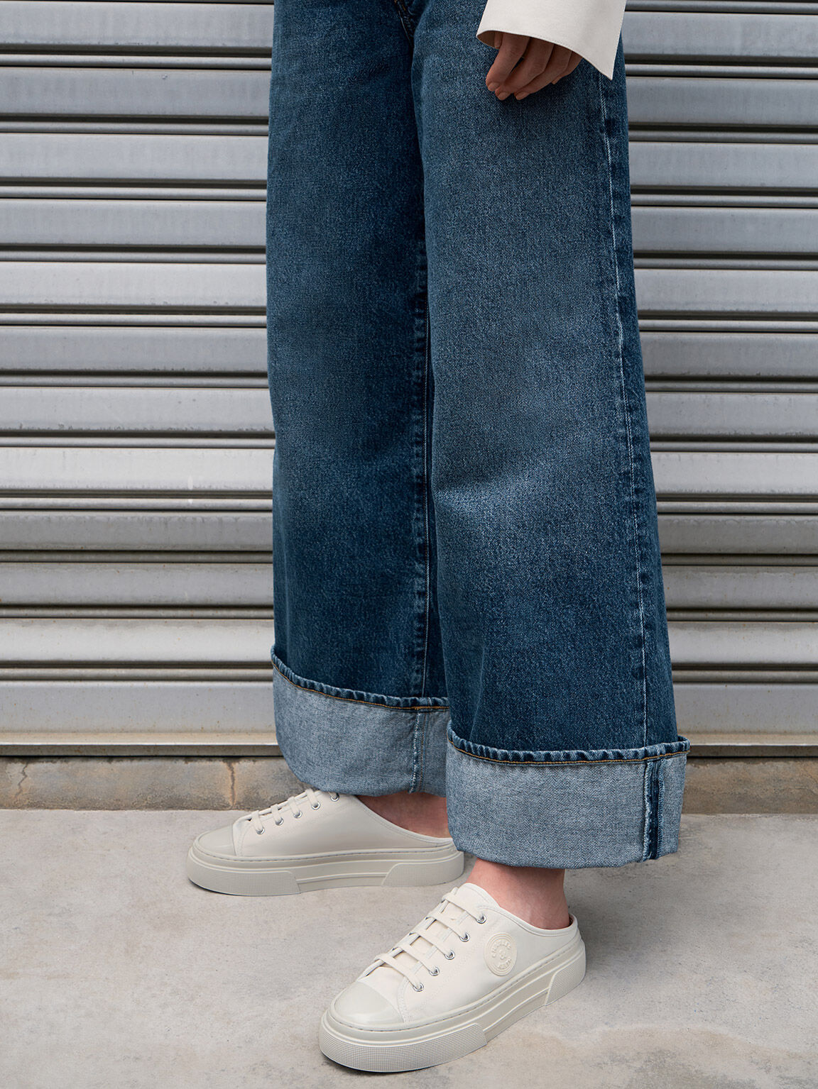 Canvas slip deals on sneakers