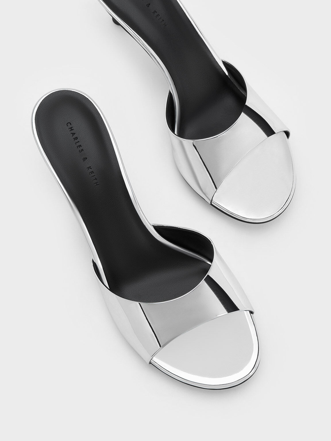 Kalyn croc heeled discount mules