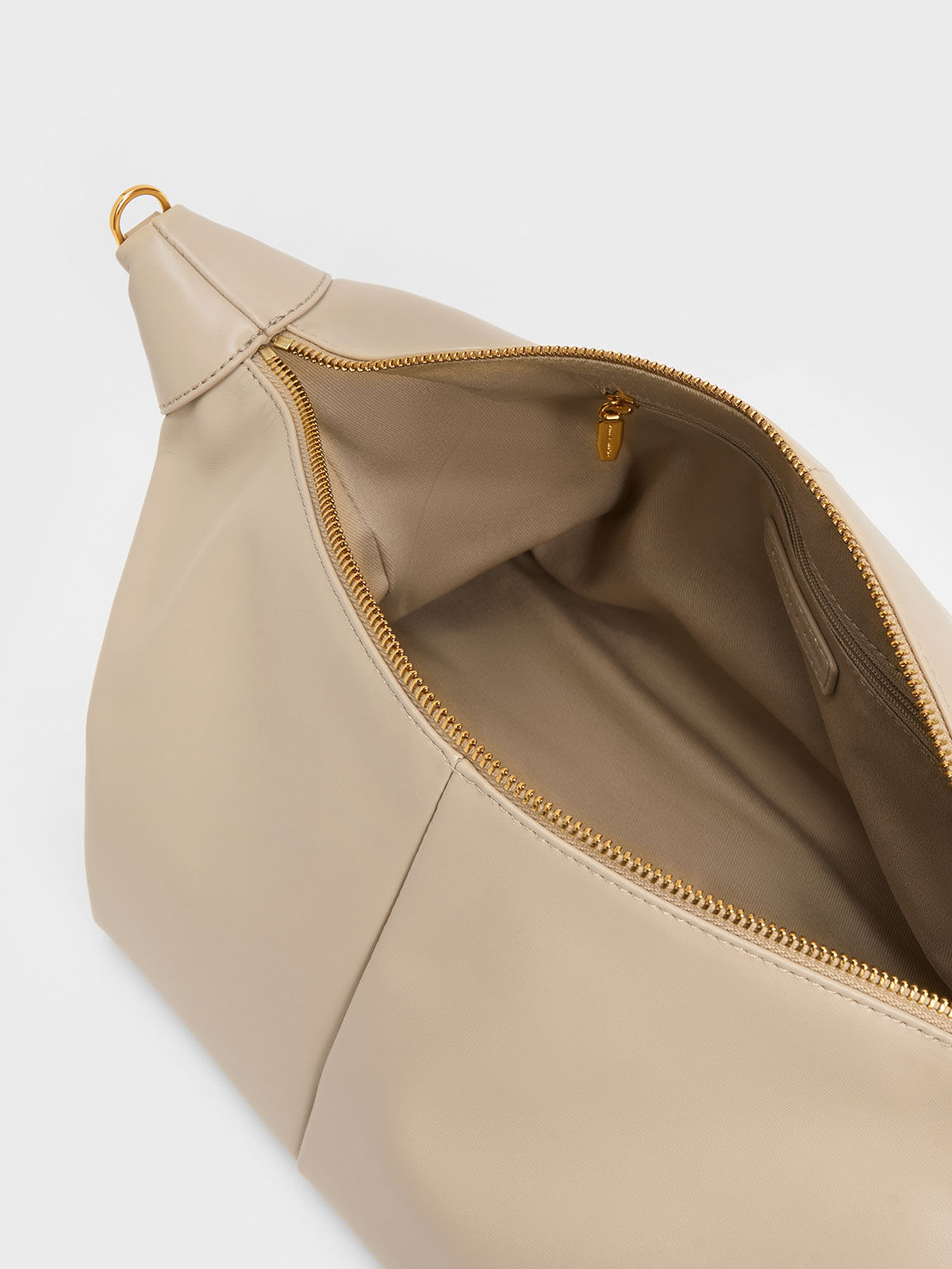 Chunky Chain Link Hobo Bag Beige