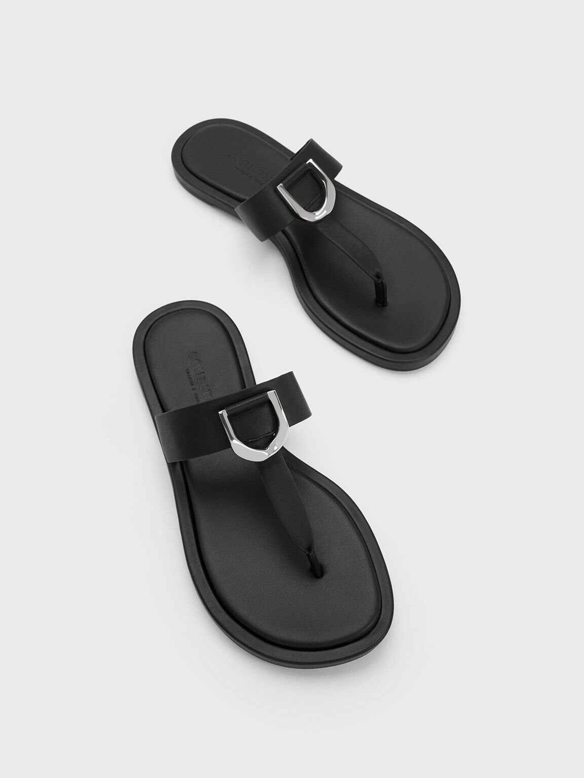 Black leather deals thong sandals