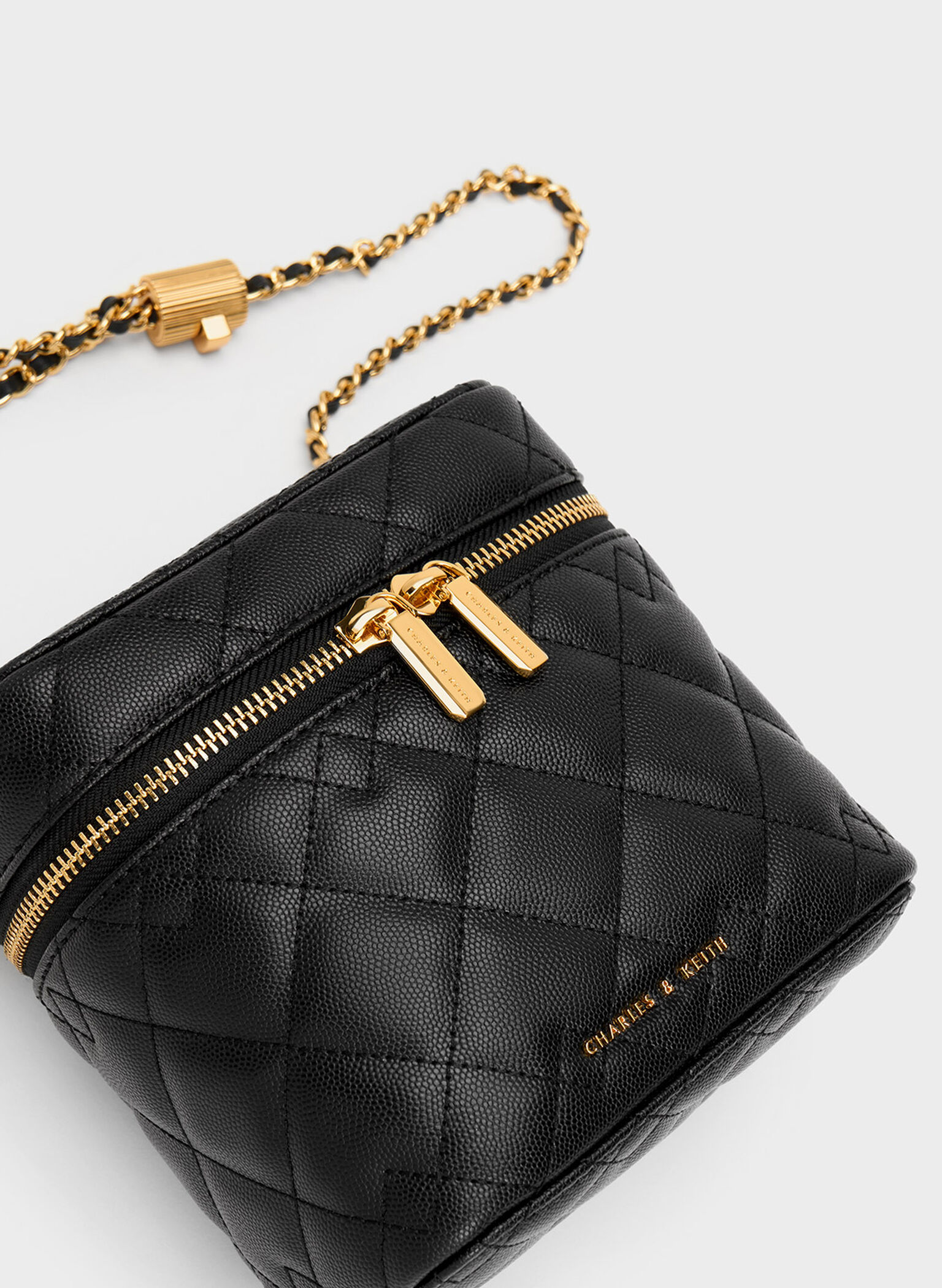 Nezu Quilted Boxy Bag, Black, hi-res