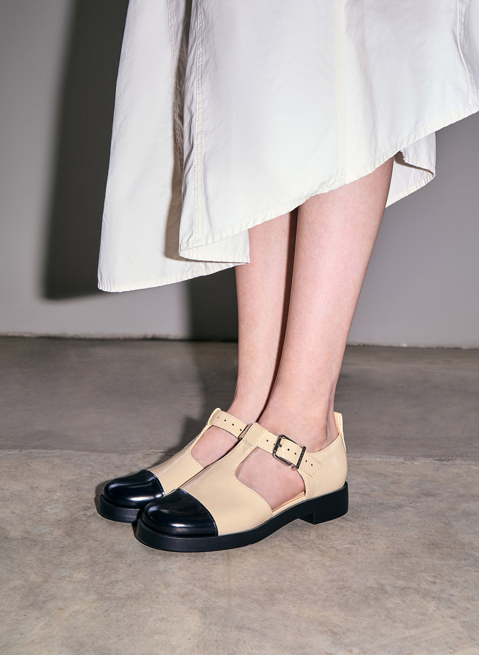 Charly Two-Tone T-Bar Buckled Sandals, Beige, hi-res