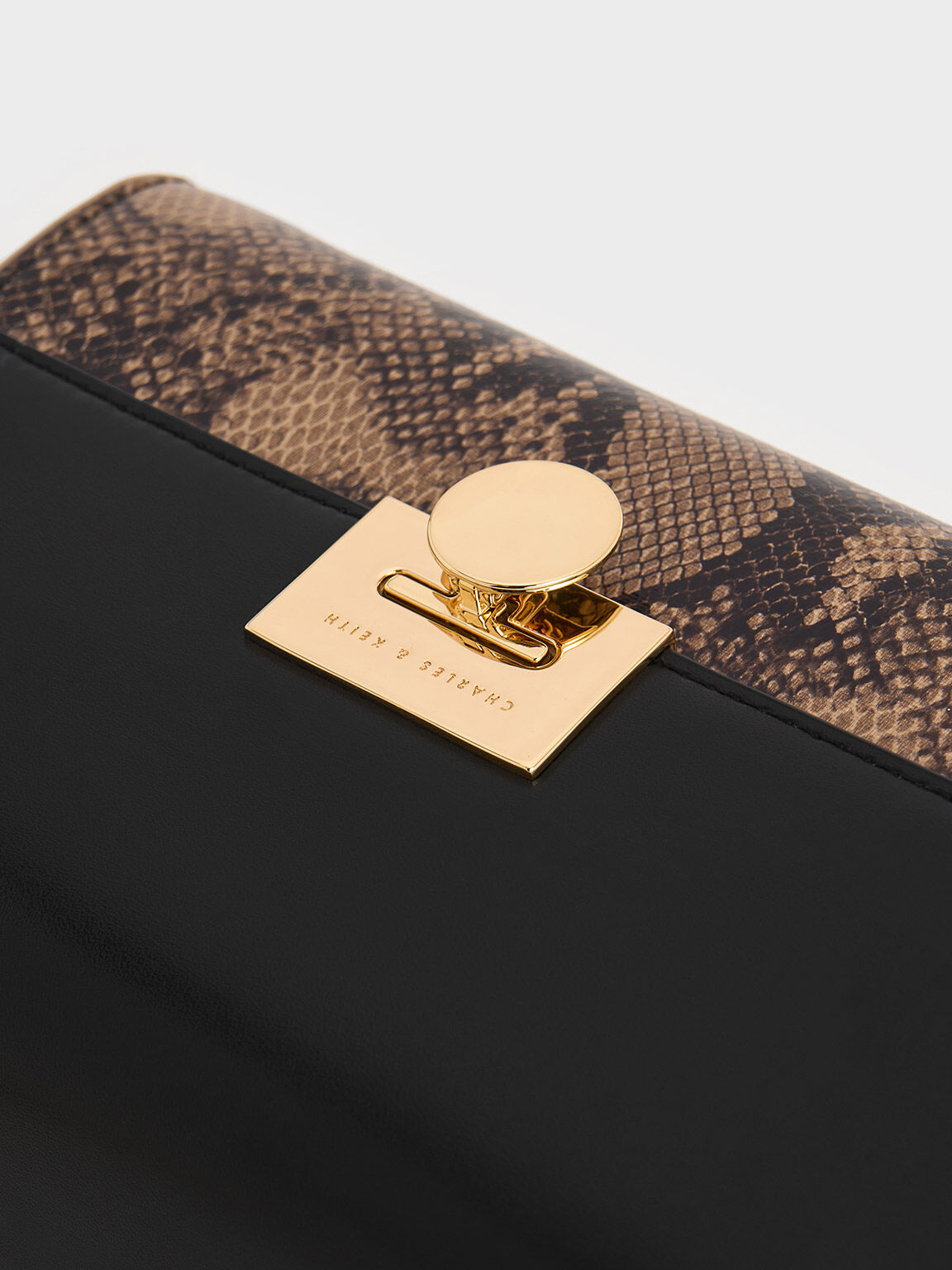 Ebba Snake Print Chain Strap Bag Beige