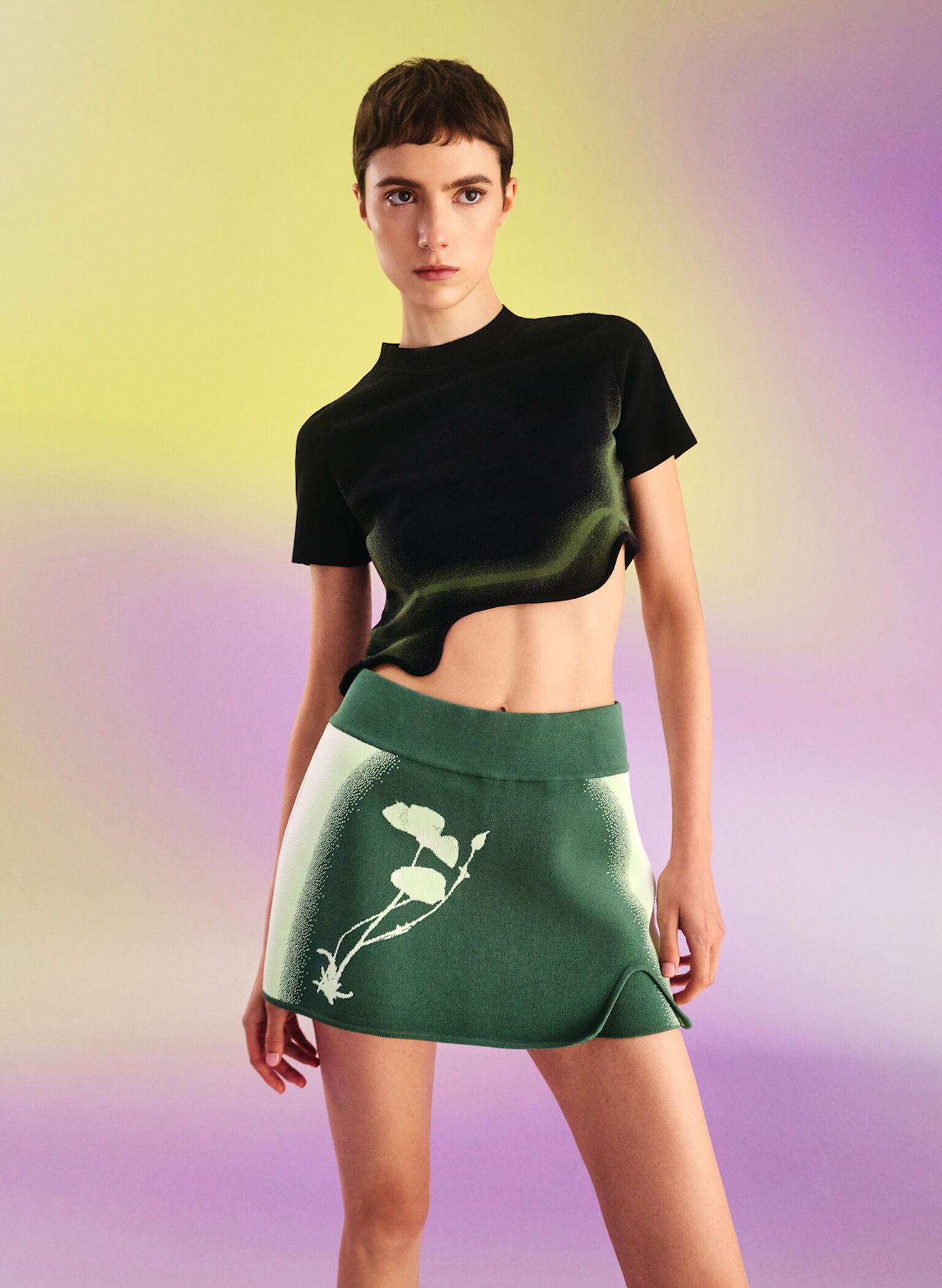 Recycled Polyester Knitted Gradient Wave-Hem Crop Top, Green, hi-res