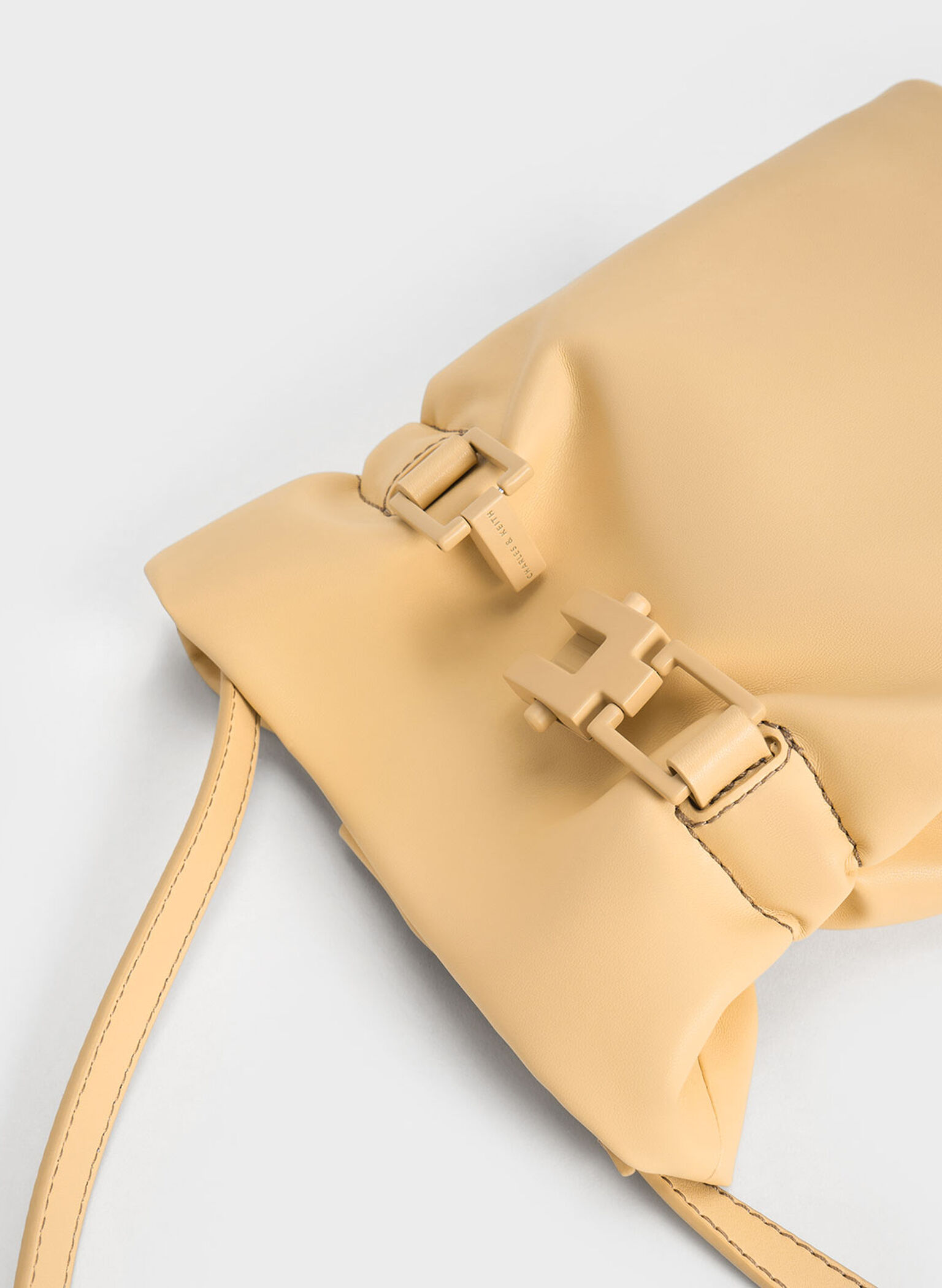 Dua Bucket Bag, Beige, hi-res