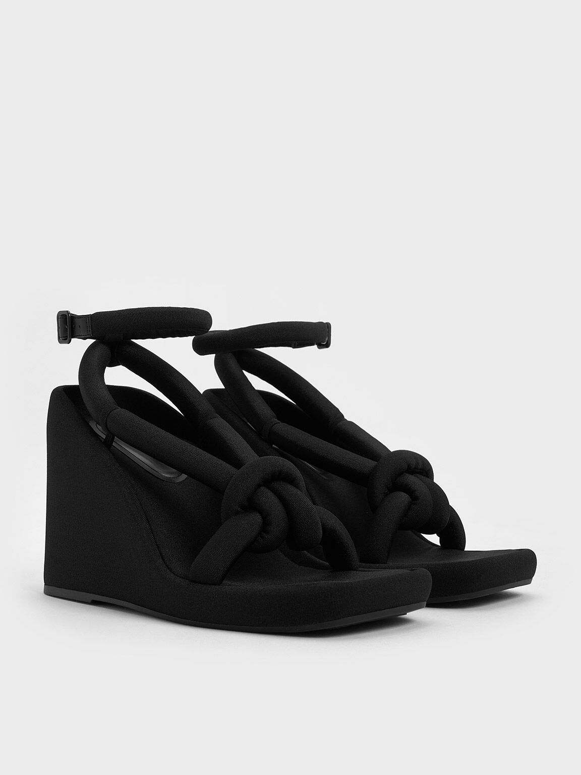 Toni Knotted Puffy Strap Wedges Black Textured