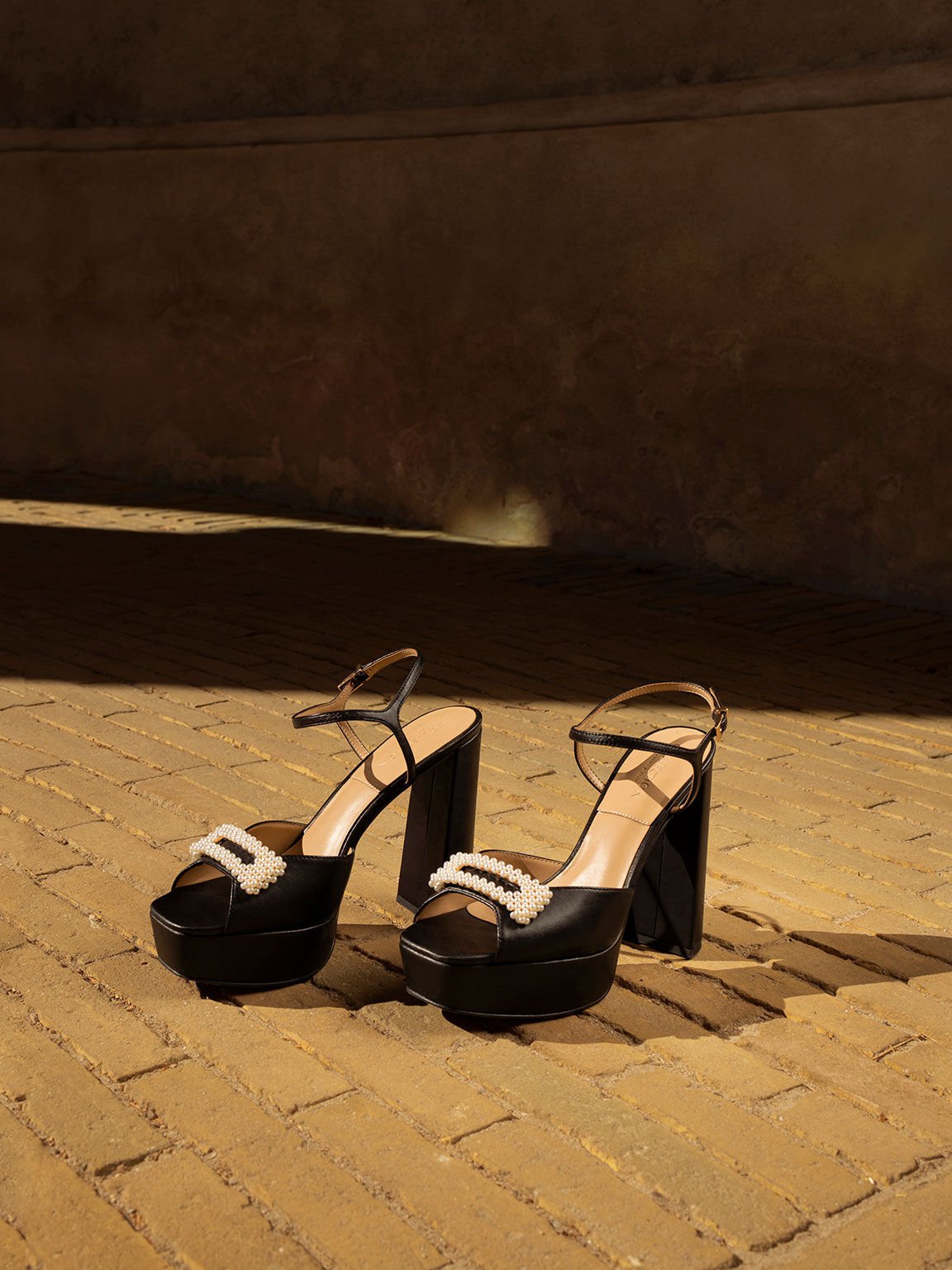 Black leather platform sandals sales