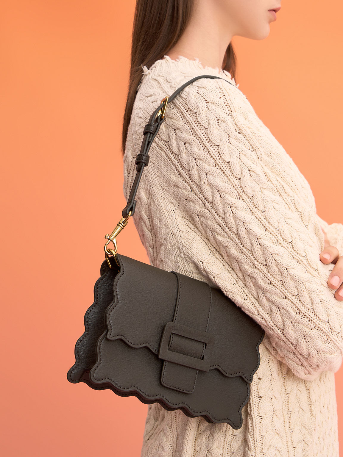 Charles and keith scallop bag online