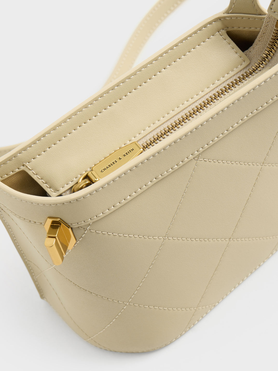 Charles and keith quilted bag sale