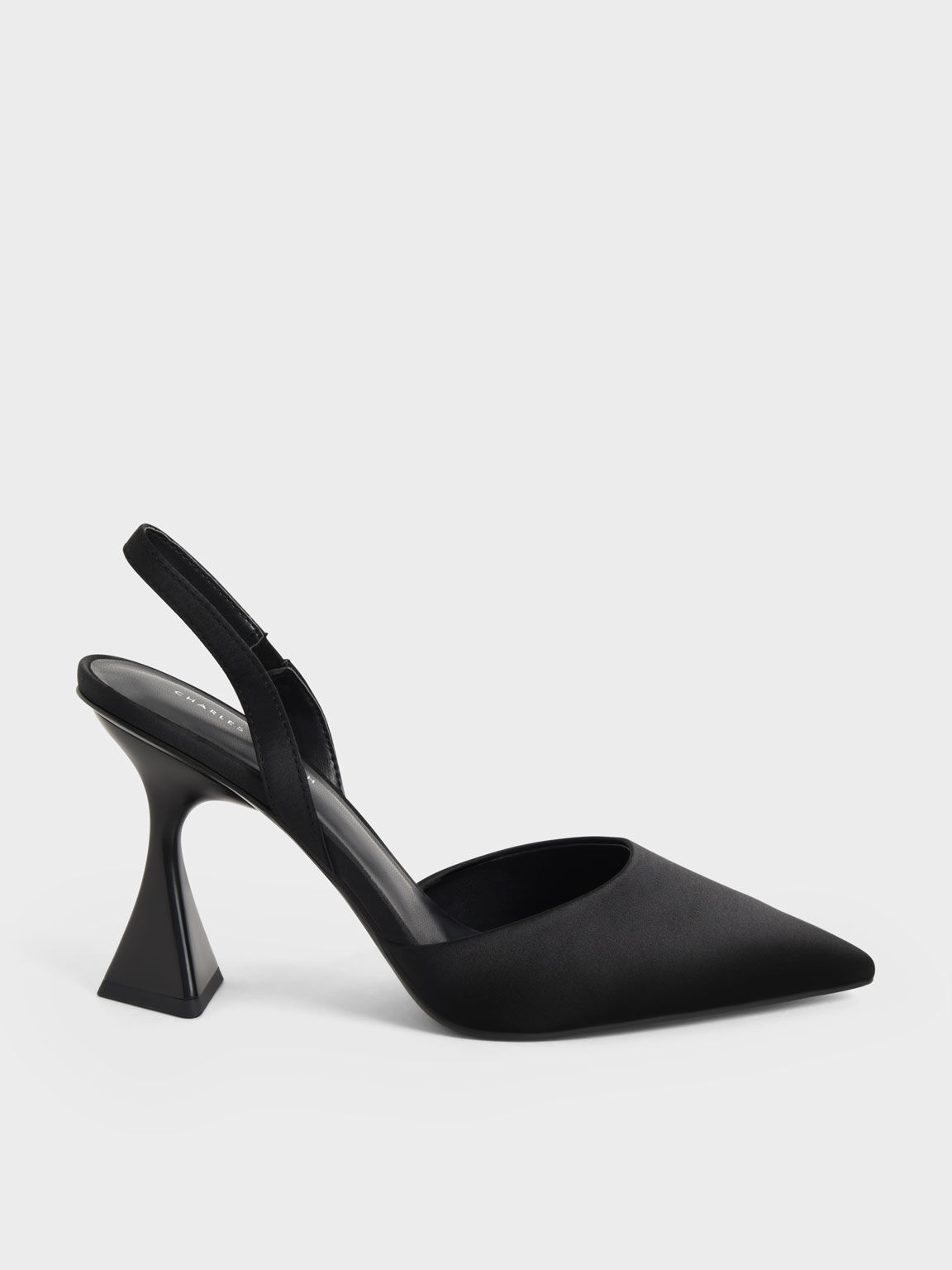 Black and white slingback pumps clearance