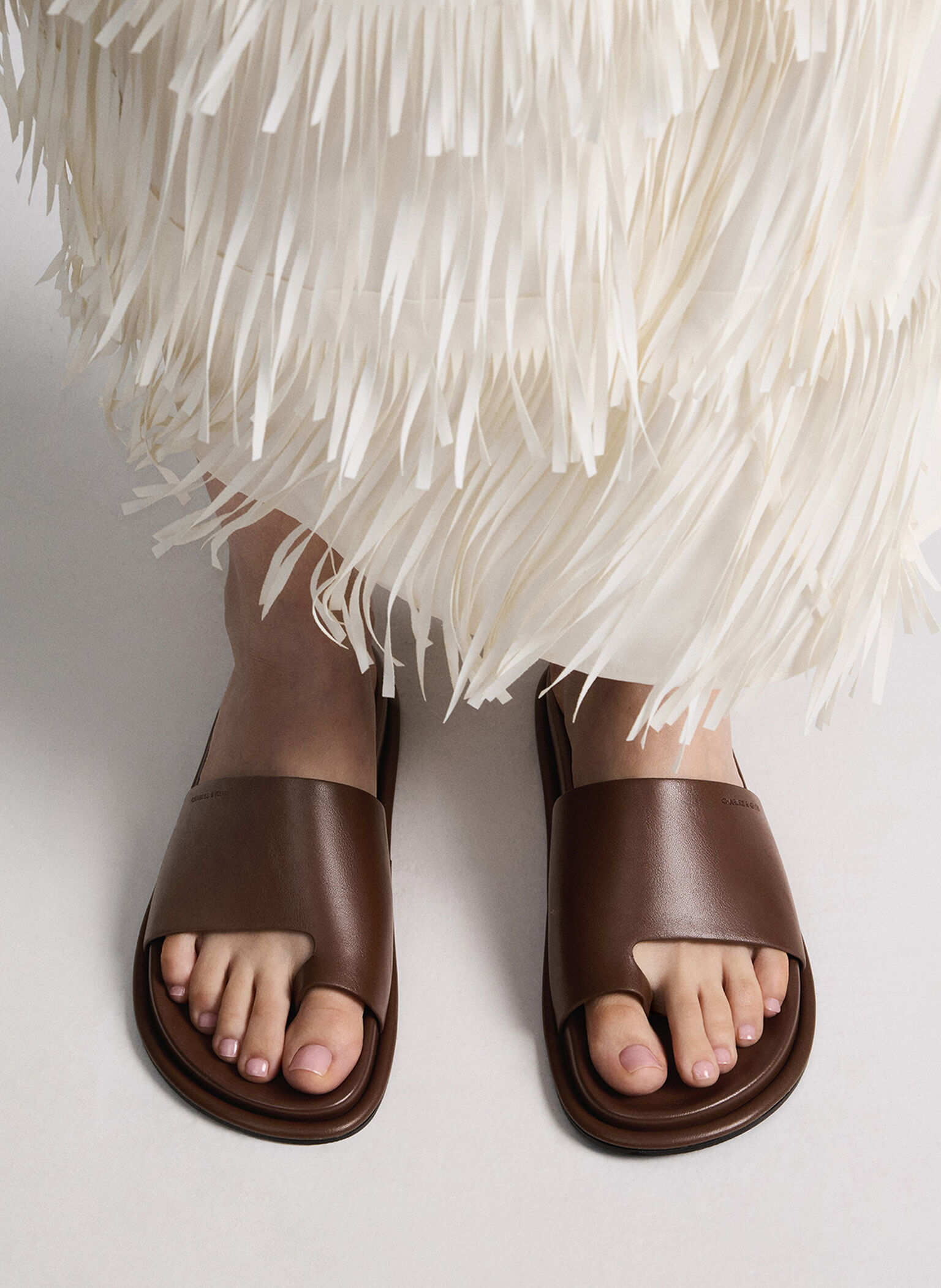 Wide-Strap Toe-Ring Sandals, Brown, hi-res
