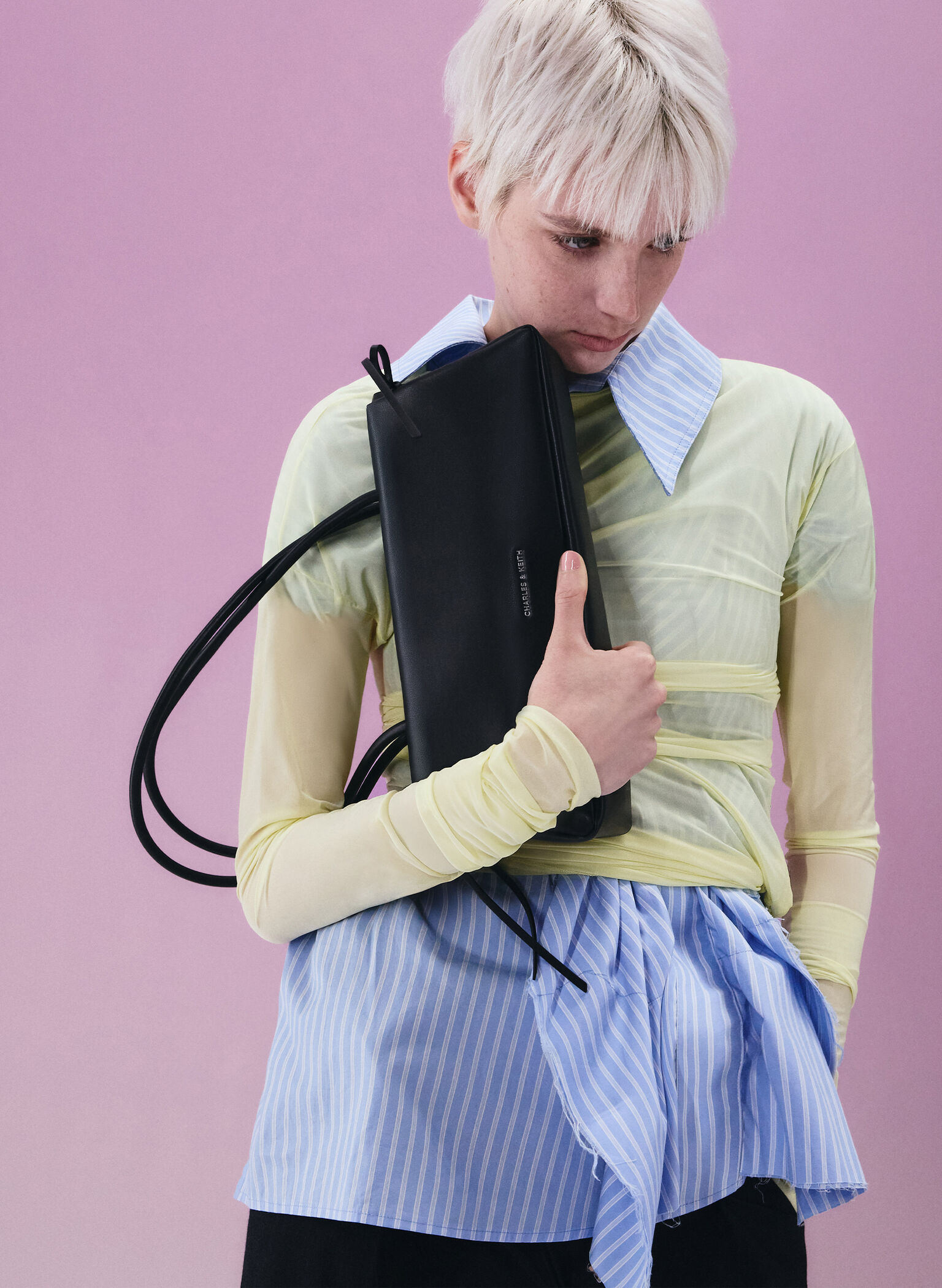 Hazel Bow Elongated Trapeze Shoulder Bag, Noir, hi-res