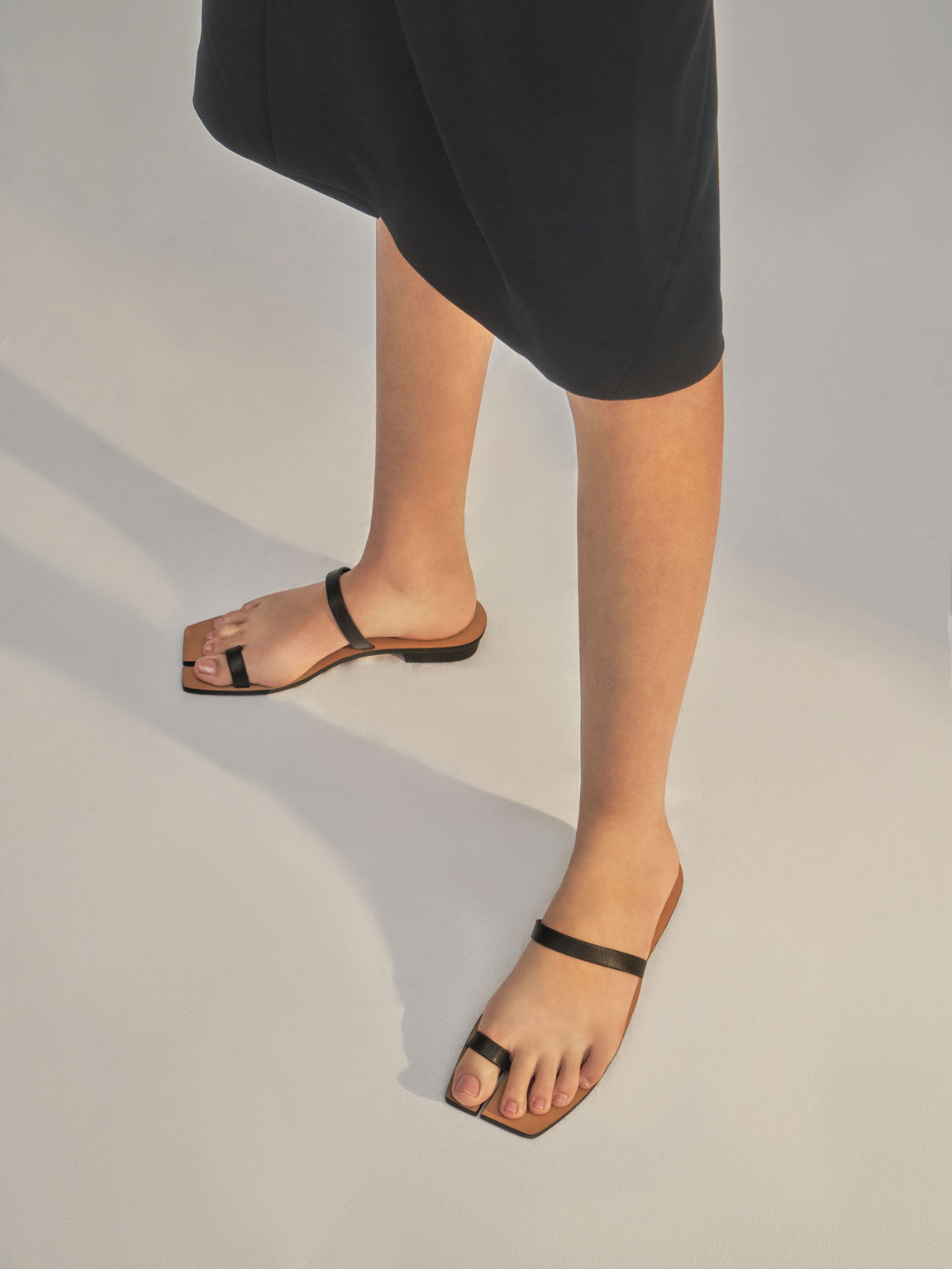 Toe Ring Flat Sandals, Black, hi-res