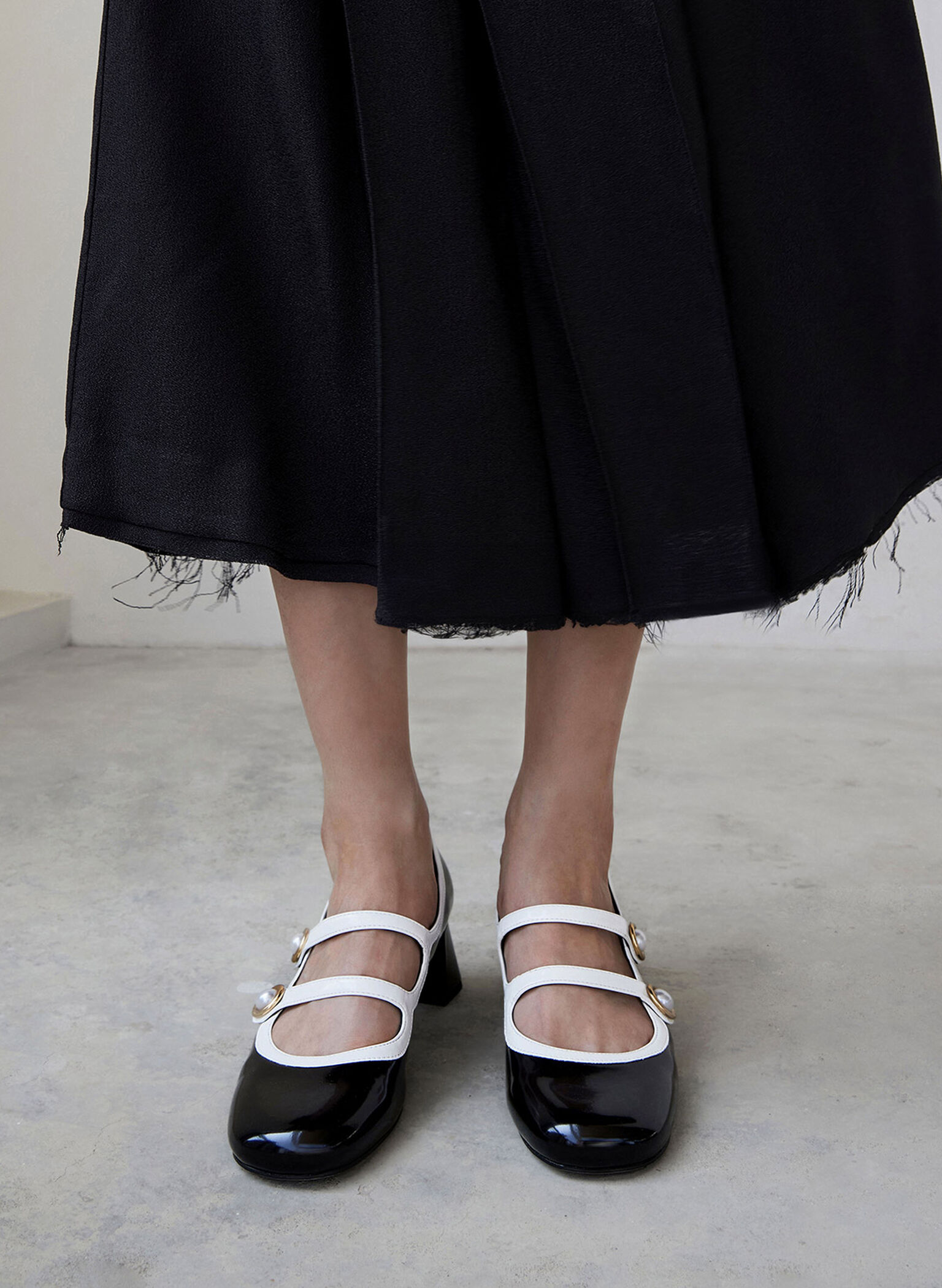 Pearl-Buckle Two-Tone Mary Jane Pumps, Black Box, hi-res