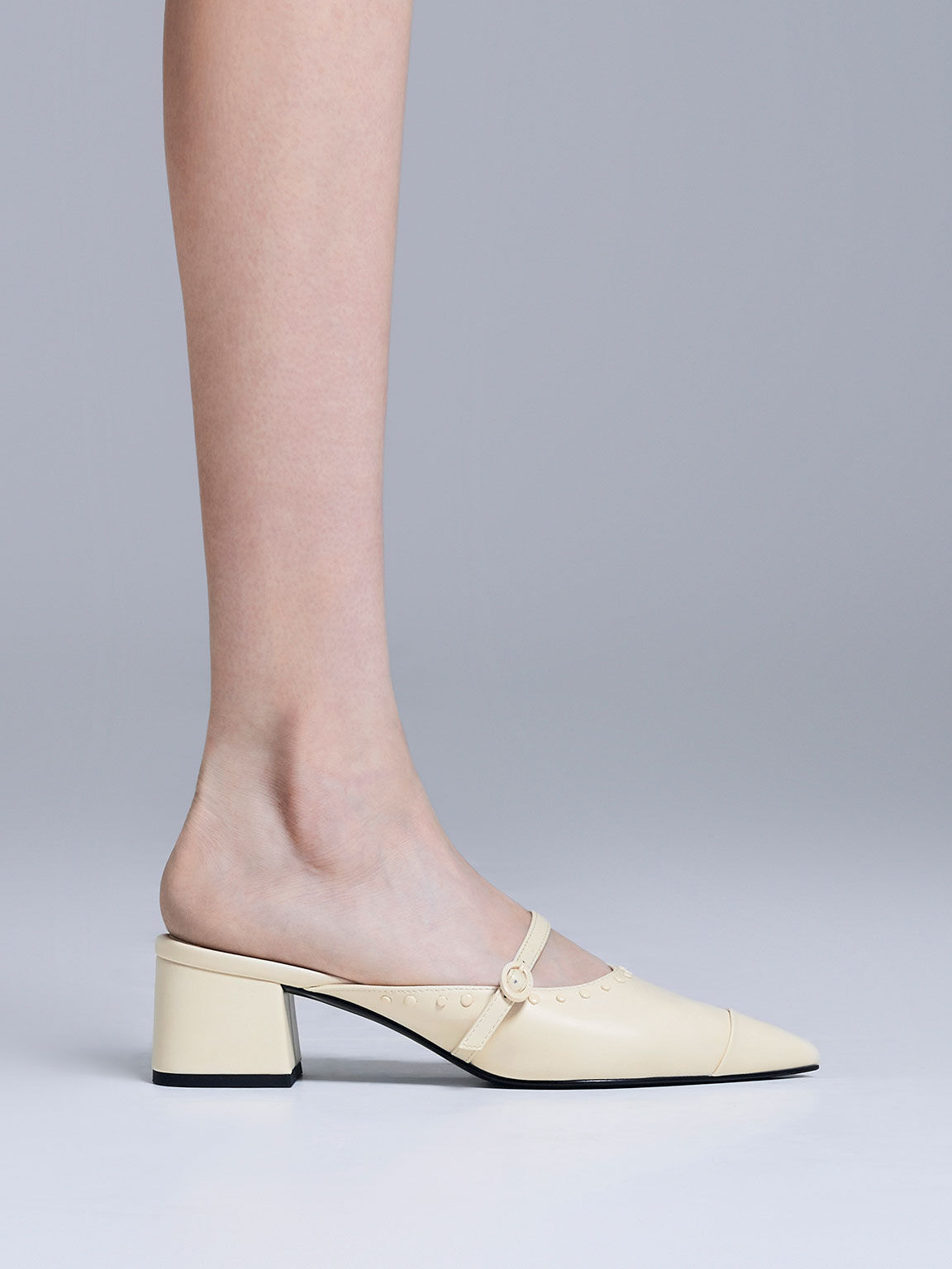 White pointed 2025 mule heels