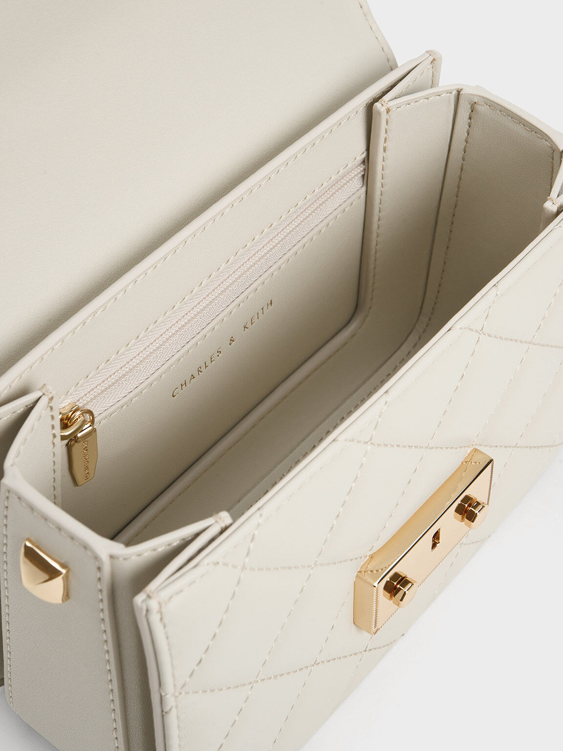 Quilted Push Lock Chain Handle Bag Ivory