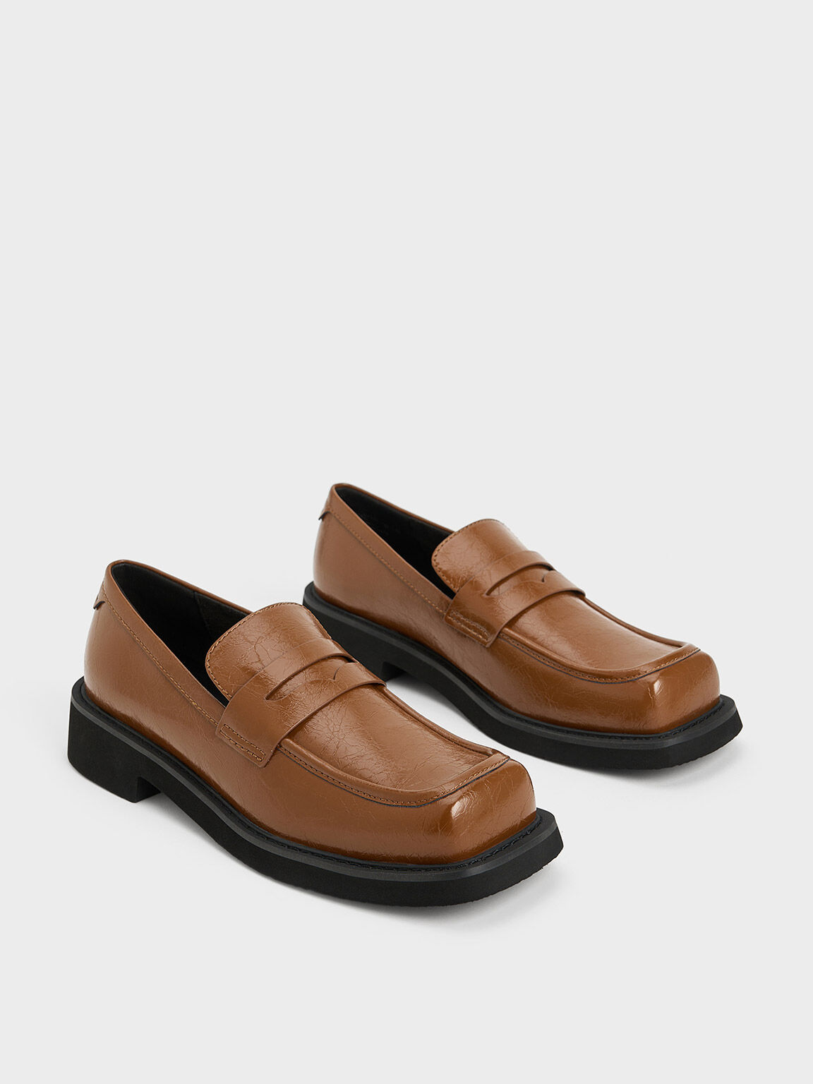 Square discount toed loafers