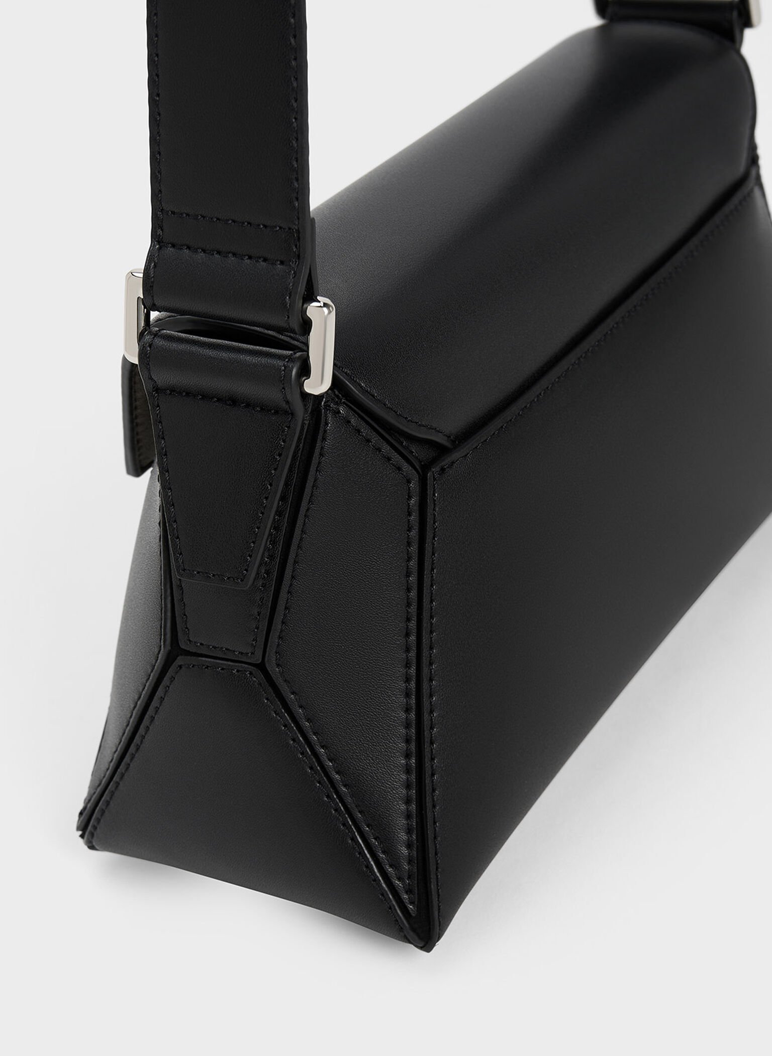 Nasrin Geometric Shoulder Bag, Noir, hi-res