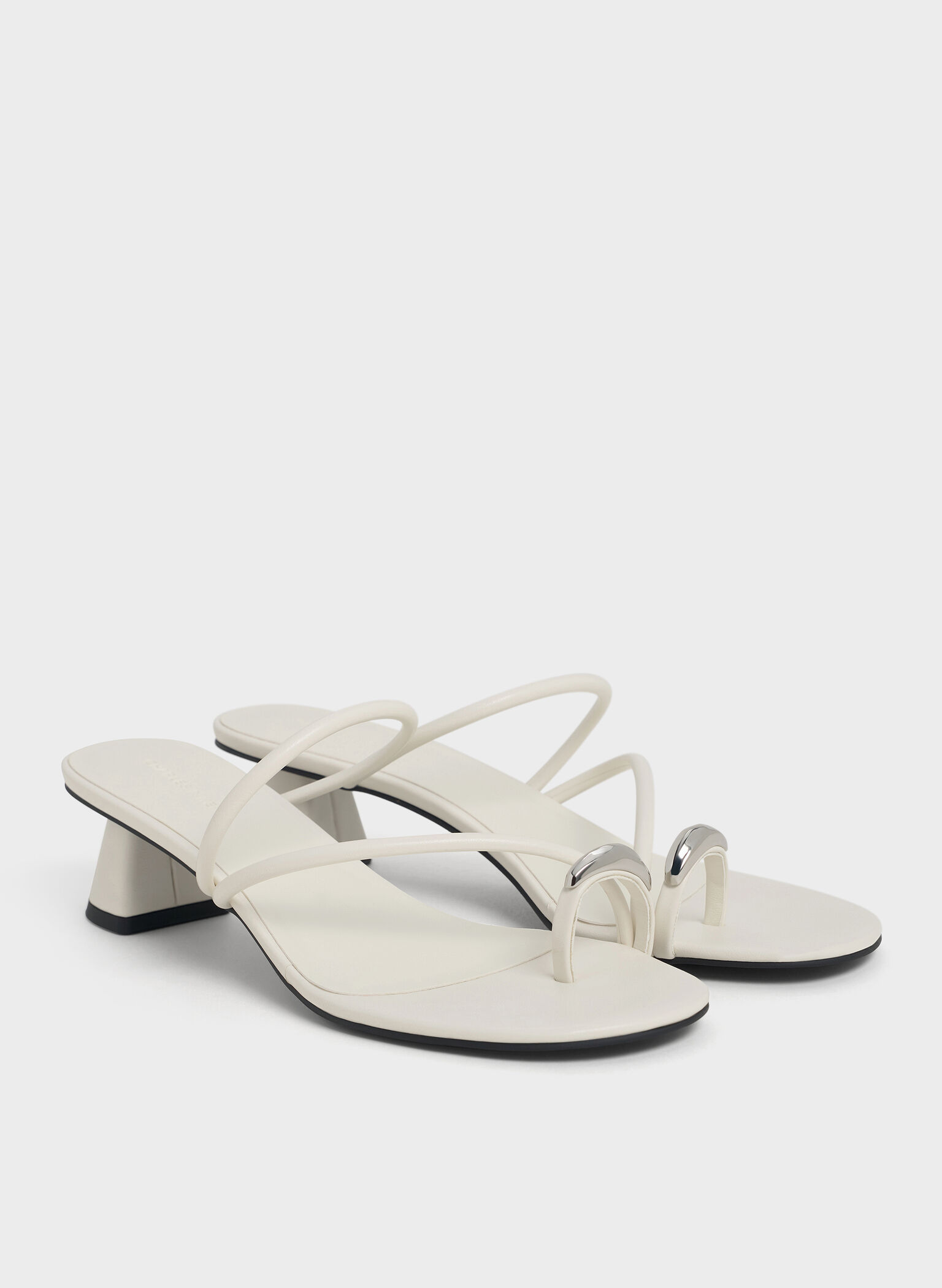 Metallic-Accent Strappy Toe-Ring Heeled Sandals, Chalk, hi-res