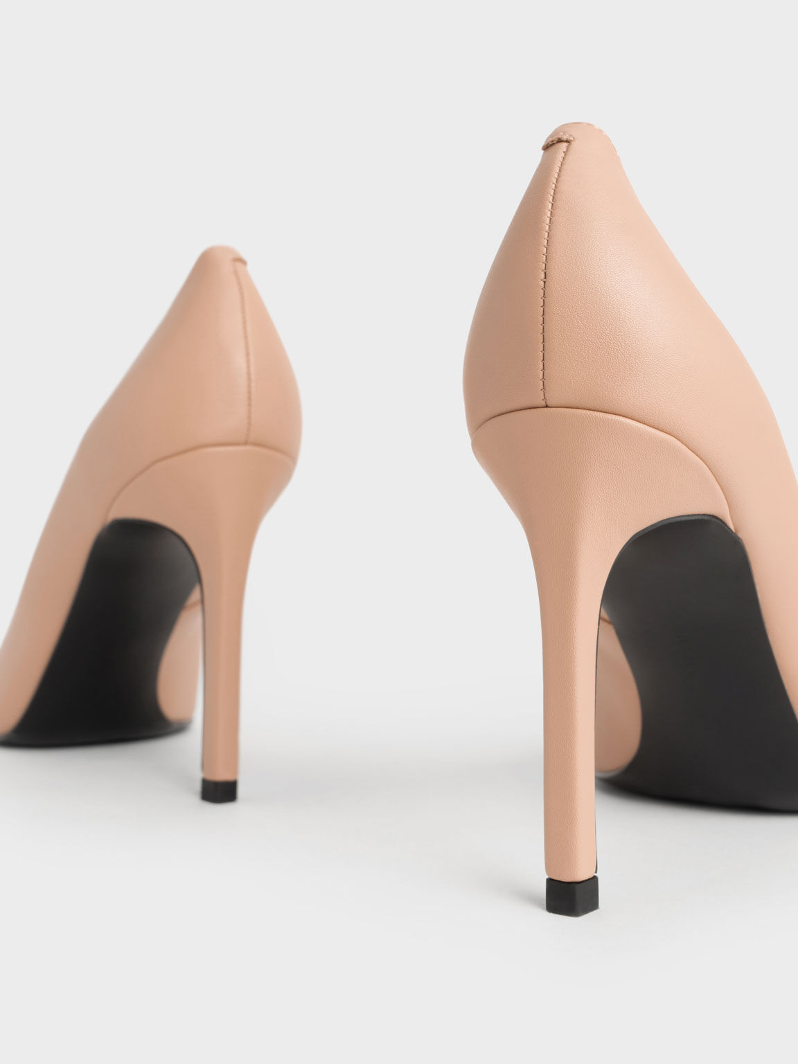 Square toe discount pumps 218