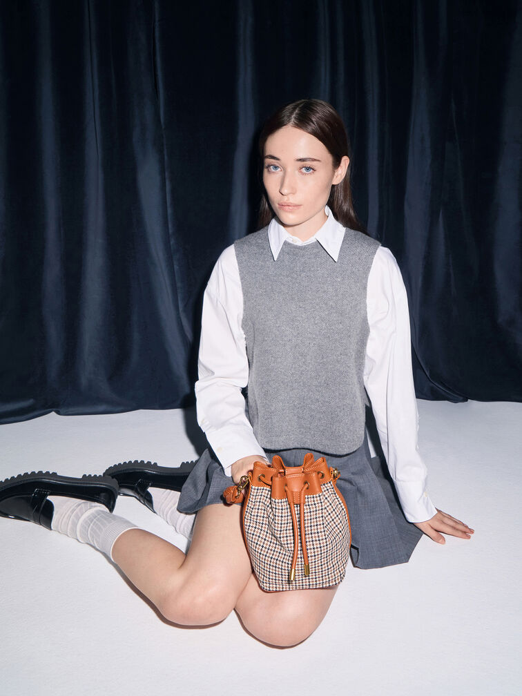 Checkered Drawstring Bucket Bag, Cognac, hi-res