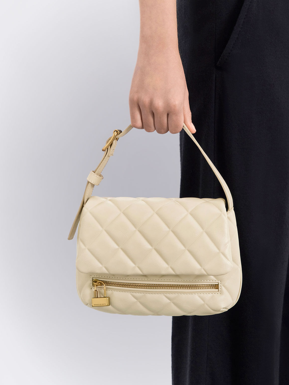 Charles and keith quilted sling bag discount