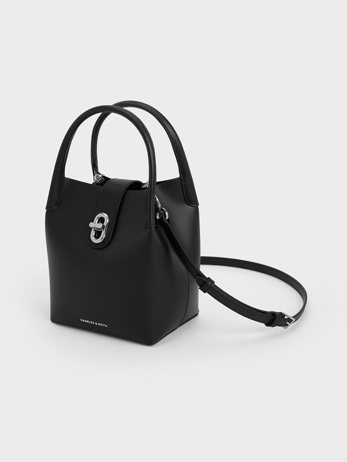 Charles keith bucket bag outlet