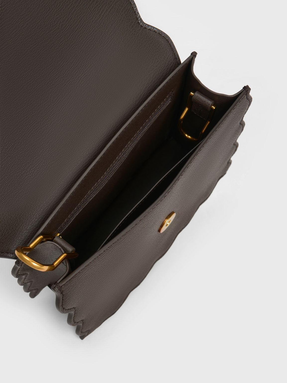 Charles and keith scallop bag outlet