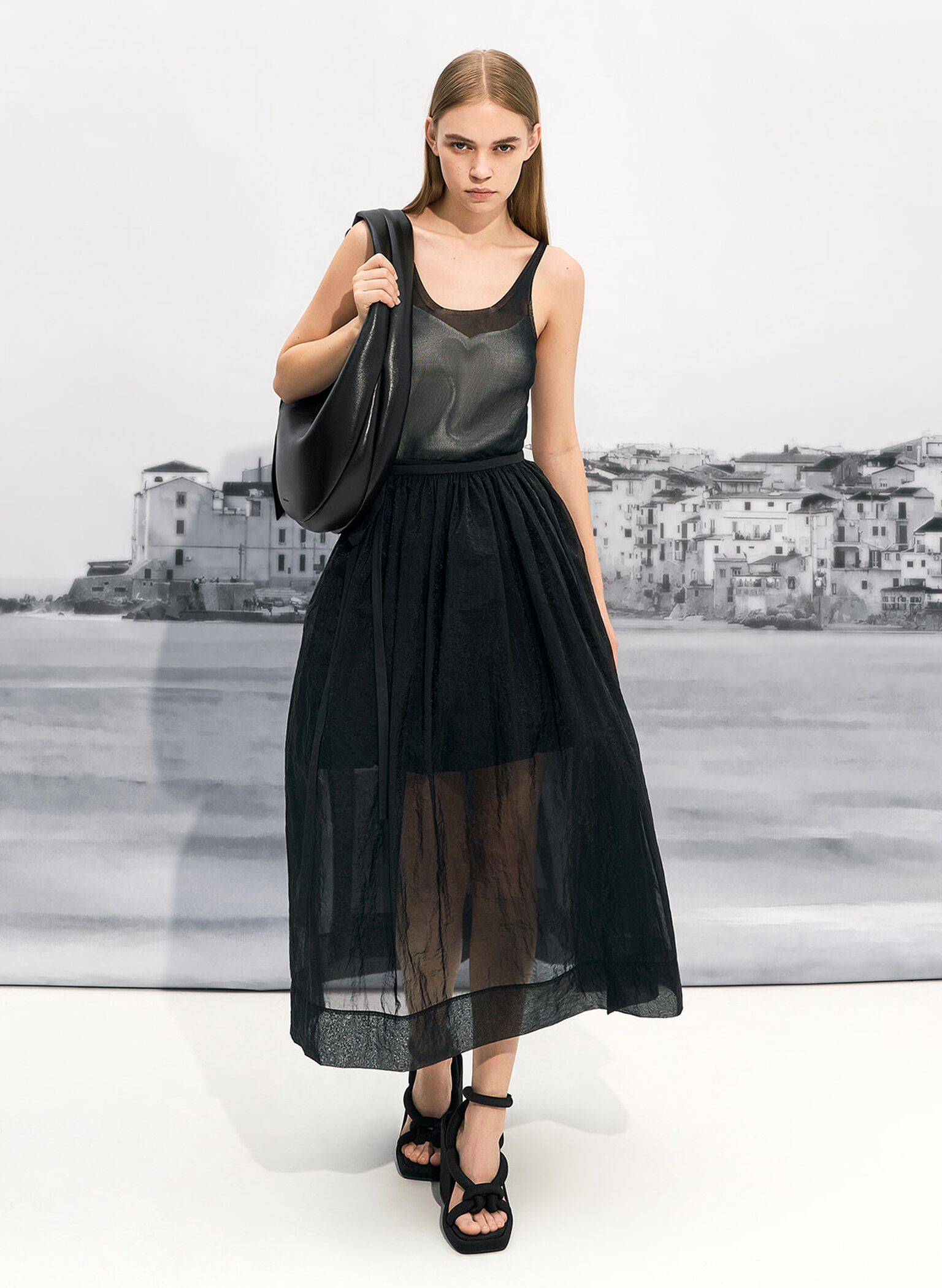 Toni Knotted Crescent Hobo Bag, Noir, hi-res