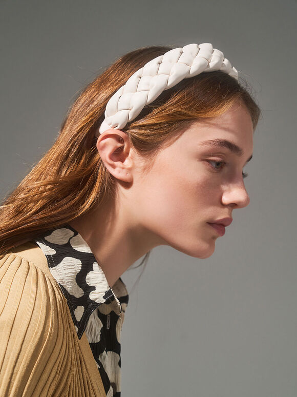 Holiday 2021 Collection: Estrello Braided Hairband, Chalk, hi-res