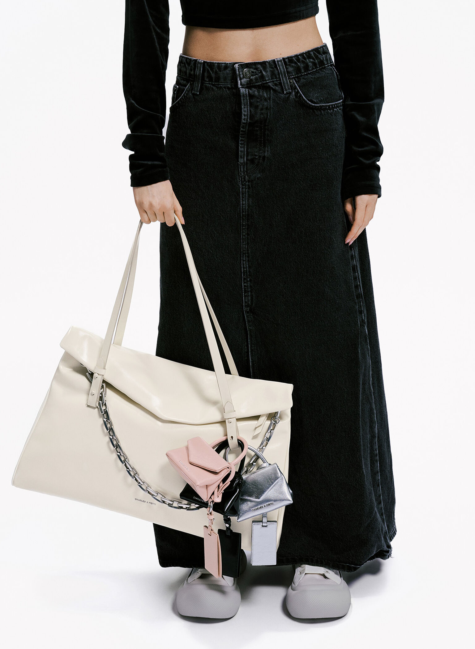 Andromeda Chunky-Chain Trapeze XL Tote Bag, Cream, hi-res