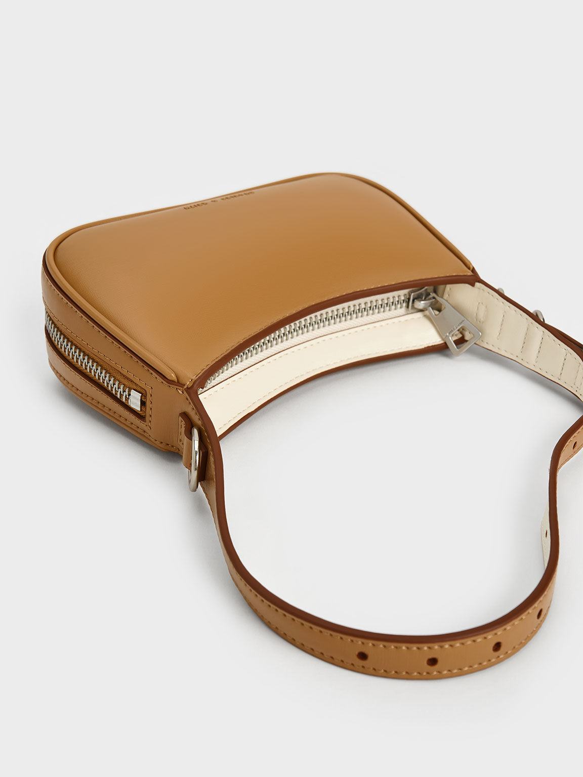 Hobo shop purses canada