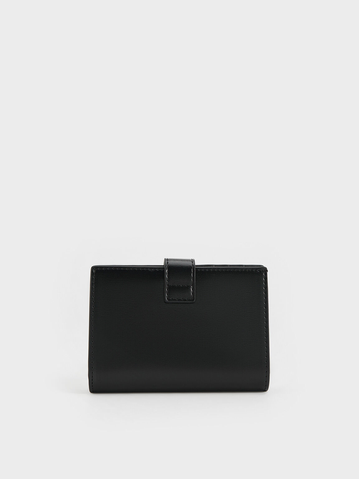 Belted wallet store