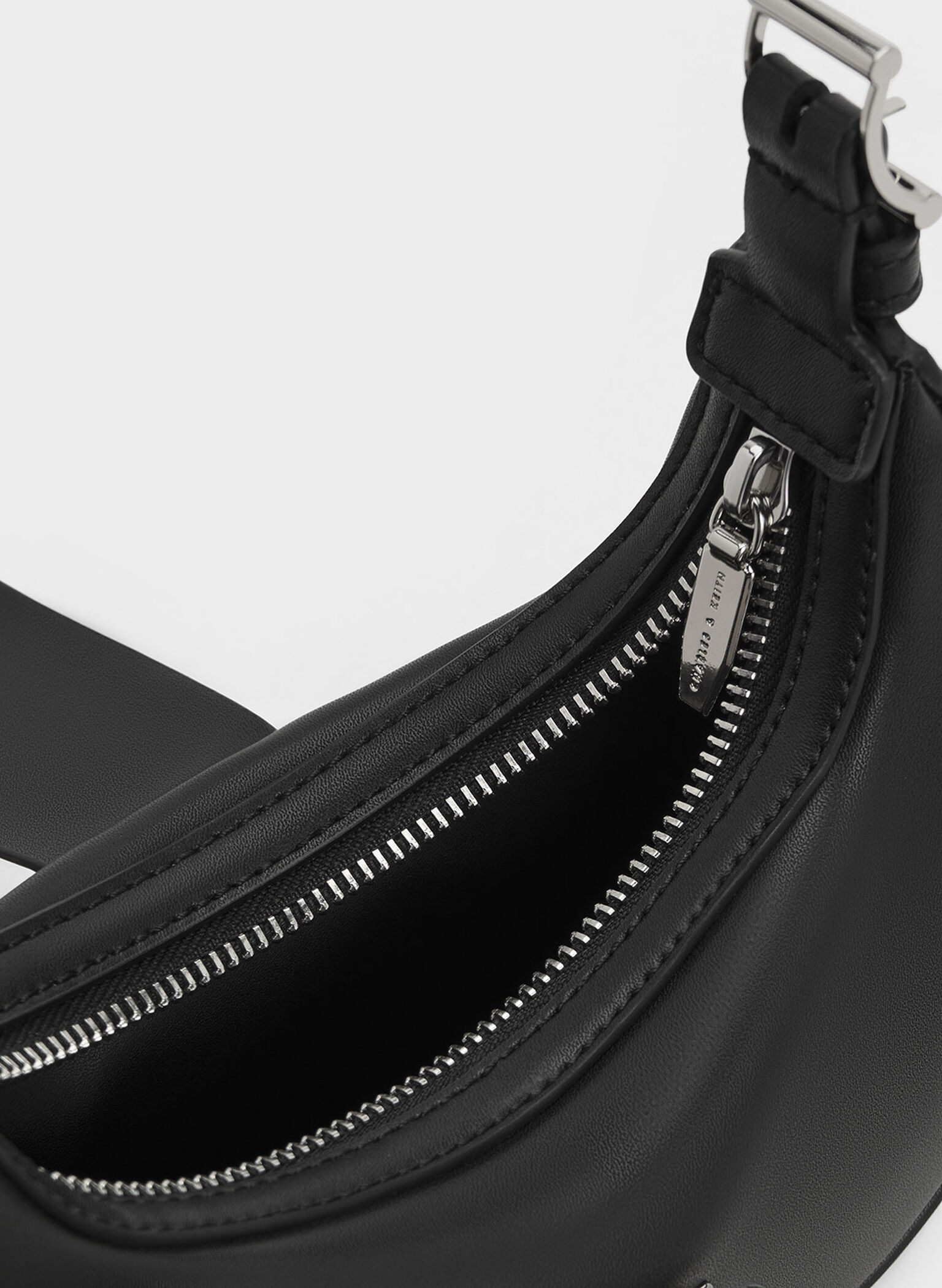Trice Metallic Accent Belted Shoulder Bag, Noir, hi-res