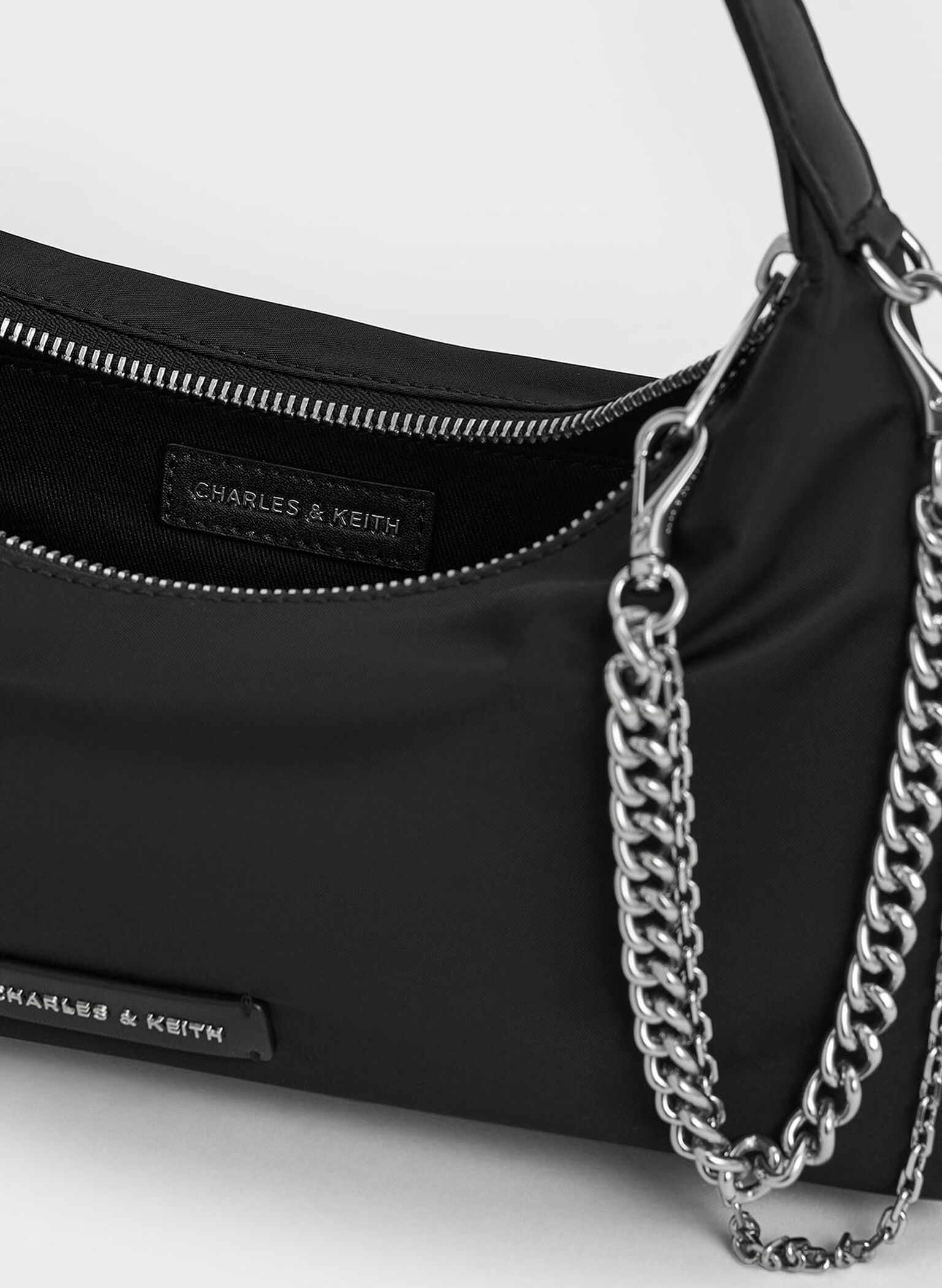 Nylon Chain-Link Trapeze Shoulder Bag, Noir, hi-res