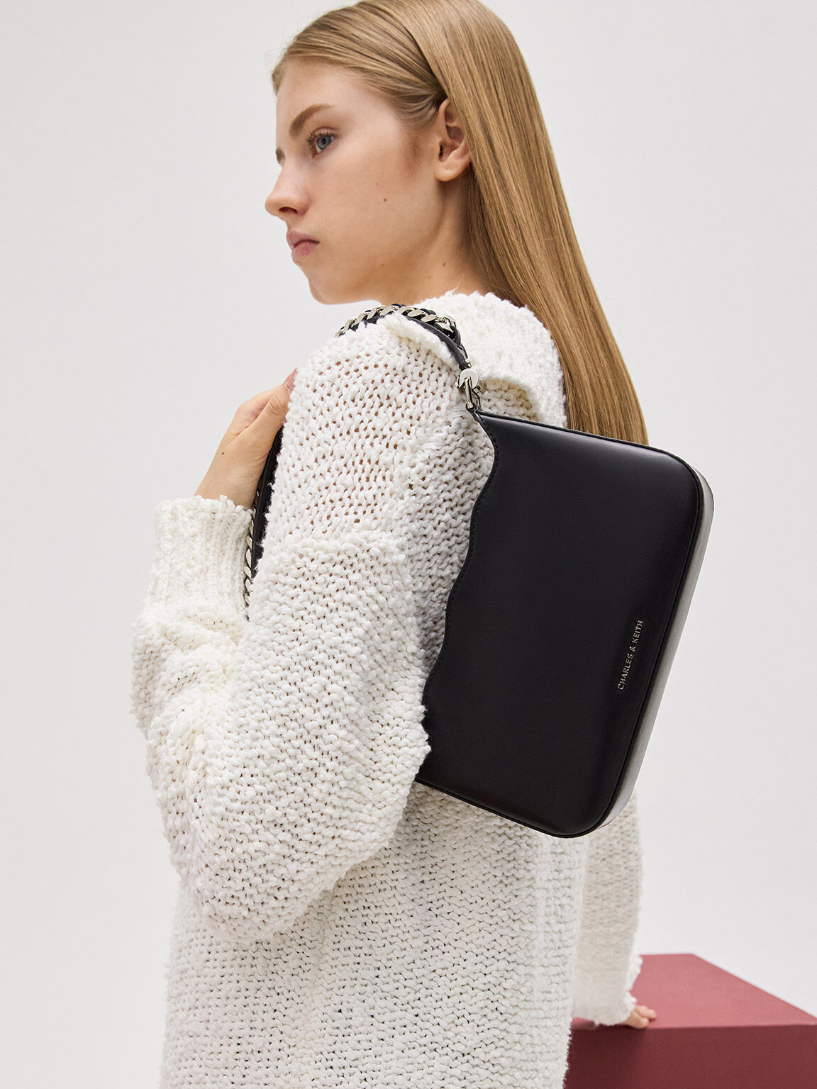 Wavy Braided Chain Link Shoulder Bag Noir
