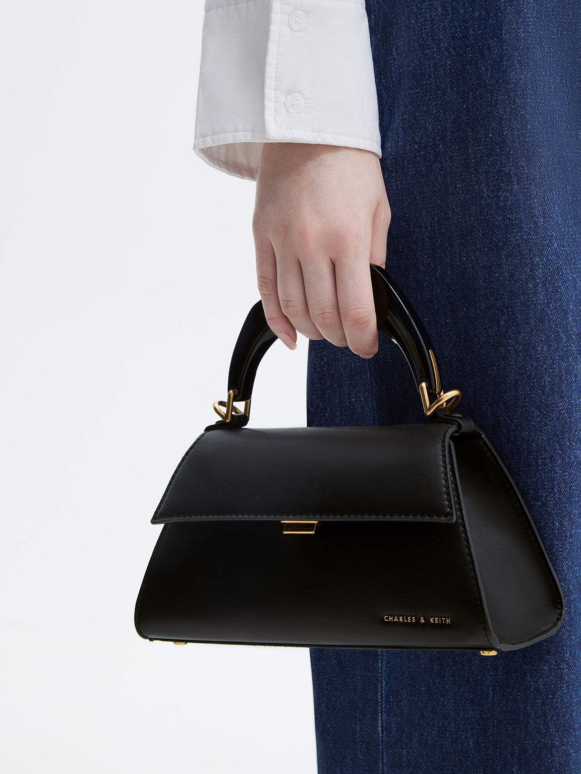 Marlin Acrylic Handle Trapeze Bag Black