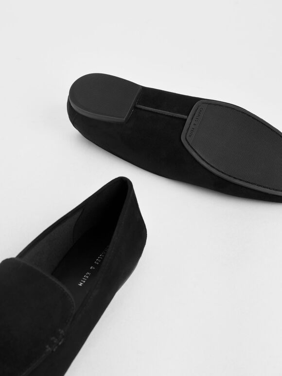 charles and keith black flats