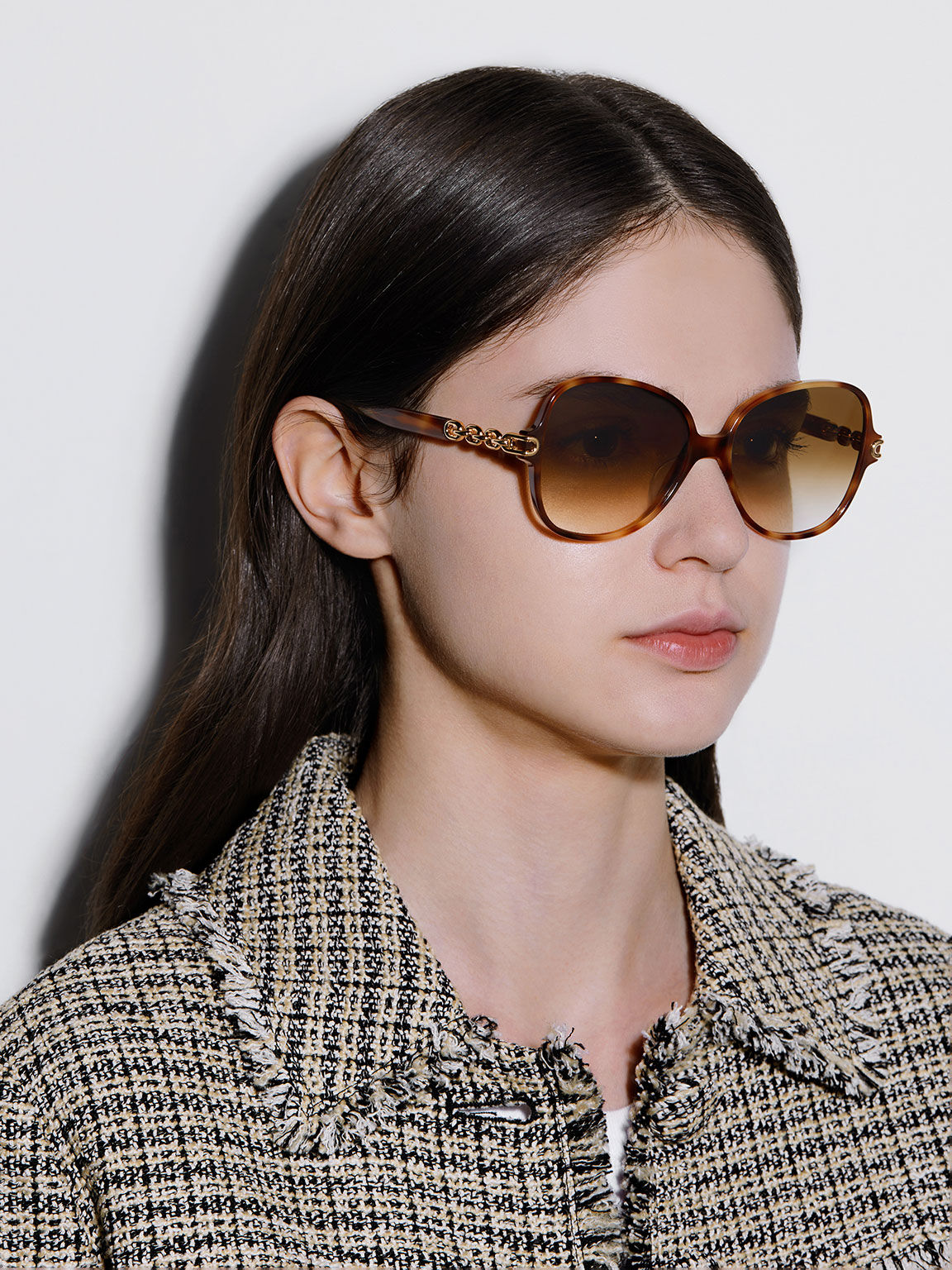 Chain Link Oversized Butterfly Sunglasses T. Shell