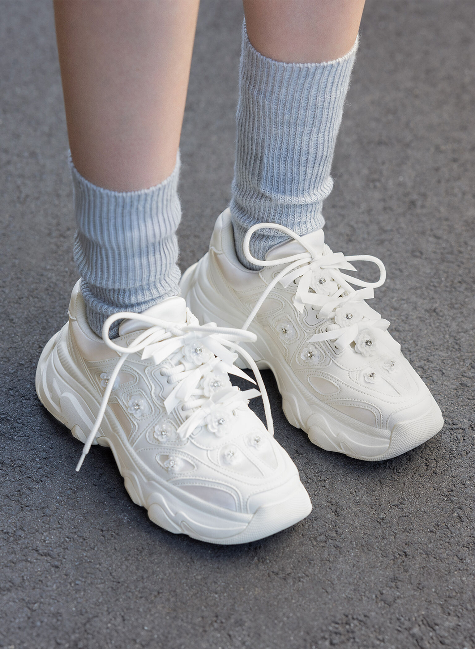 Gaskell Flower-Embellished Chunky Sneakers, White, hi-res