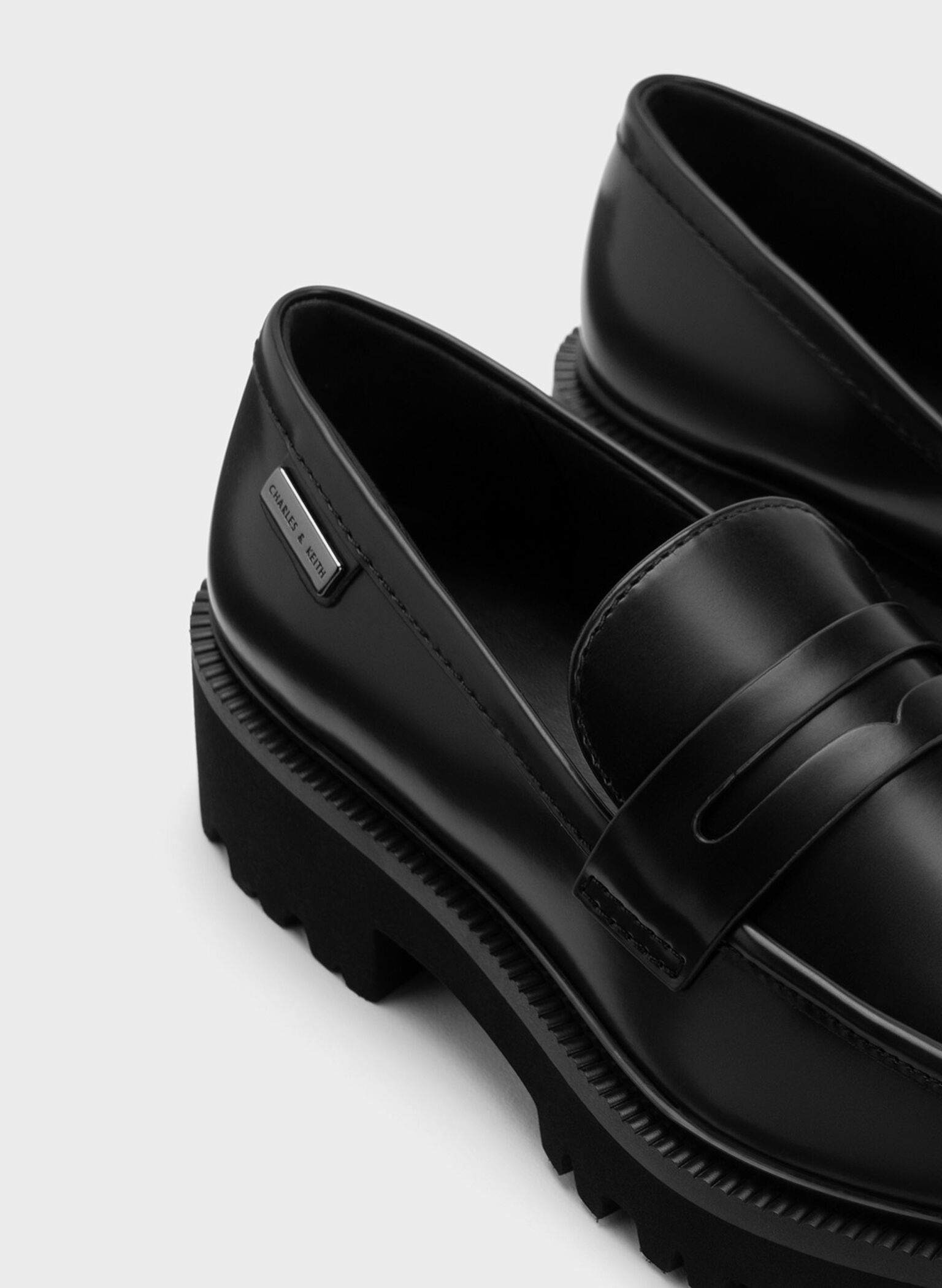 Covered Ridge-Sole Loafers, Black Box, hi-res
